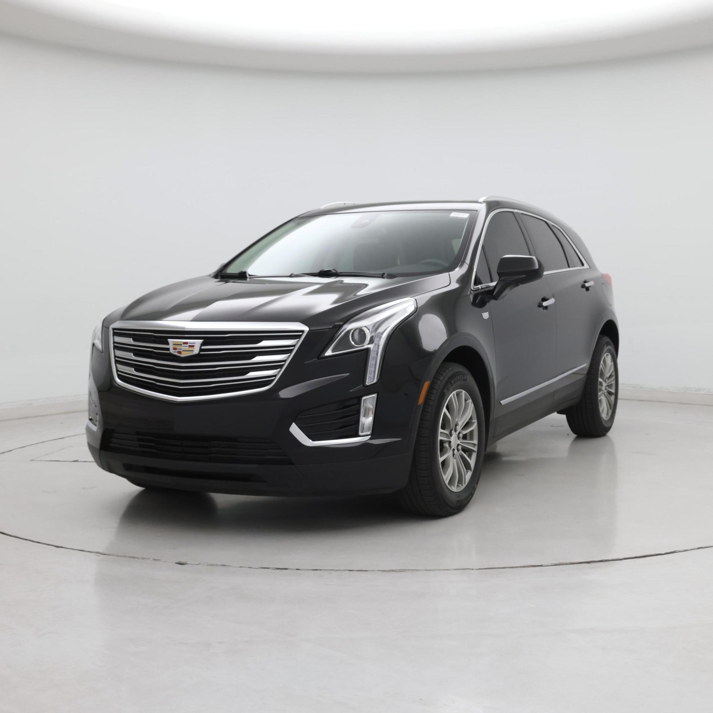 Thumbnail: 2017 Cadillac XT5 - 4