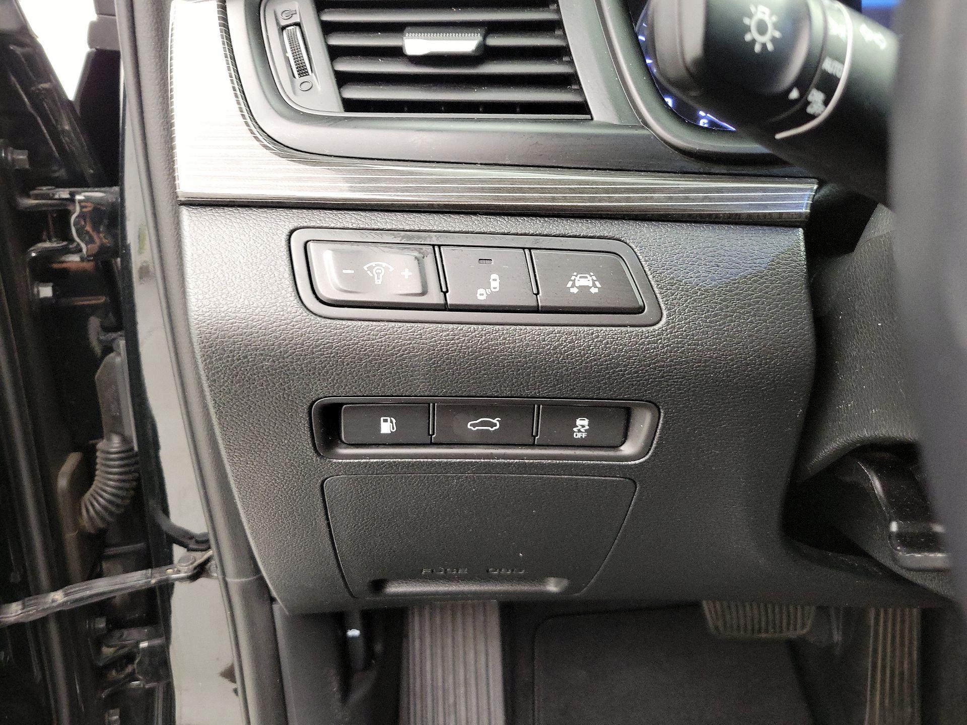 Thumbnail: 2018 Hyundai Sonata - 13