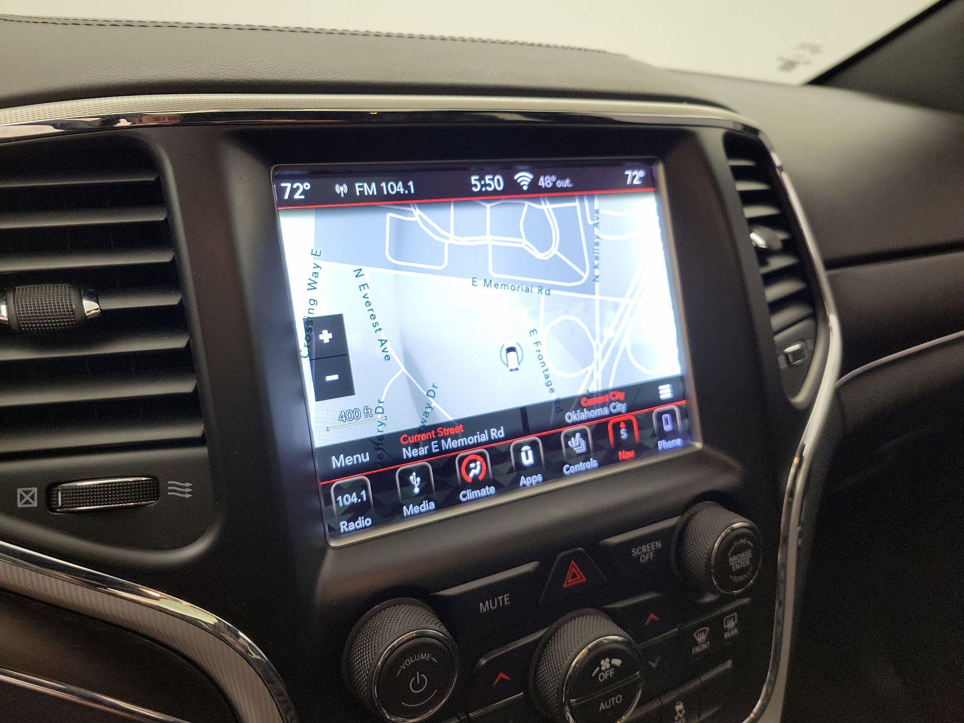 Thumbnail: 2018 Jeep Grand Cherokee - 14