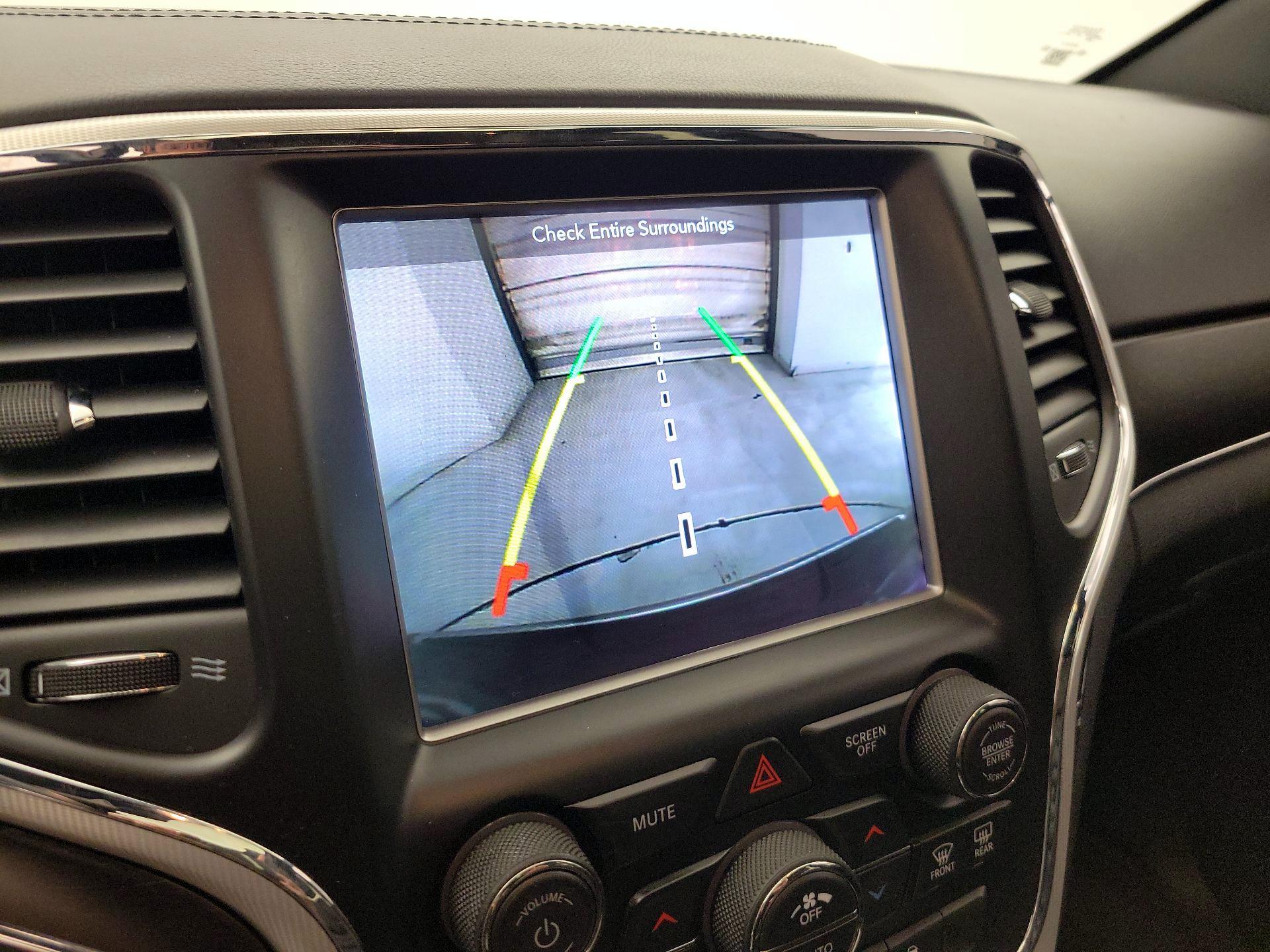 Thumbnail: 2018 Jeep Grand Cherokee - 15