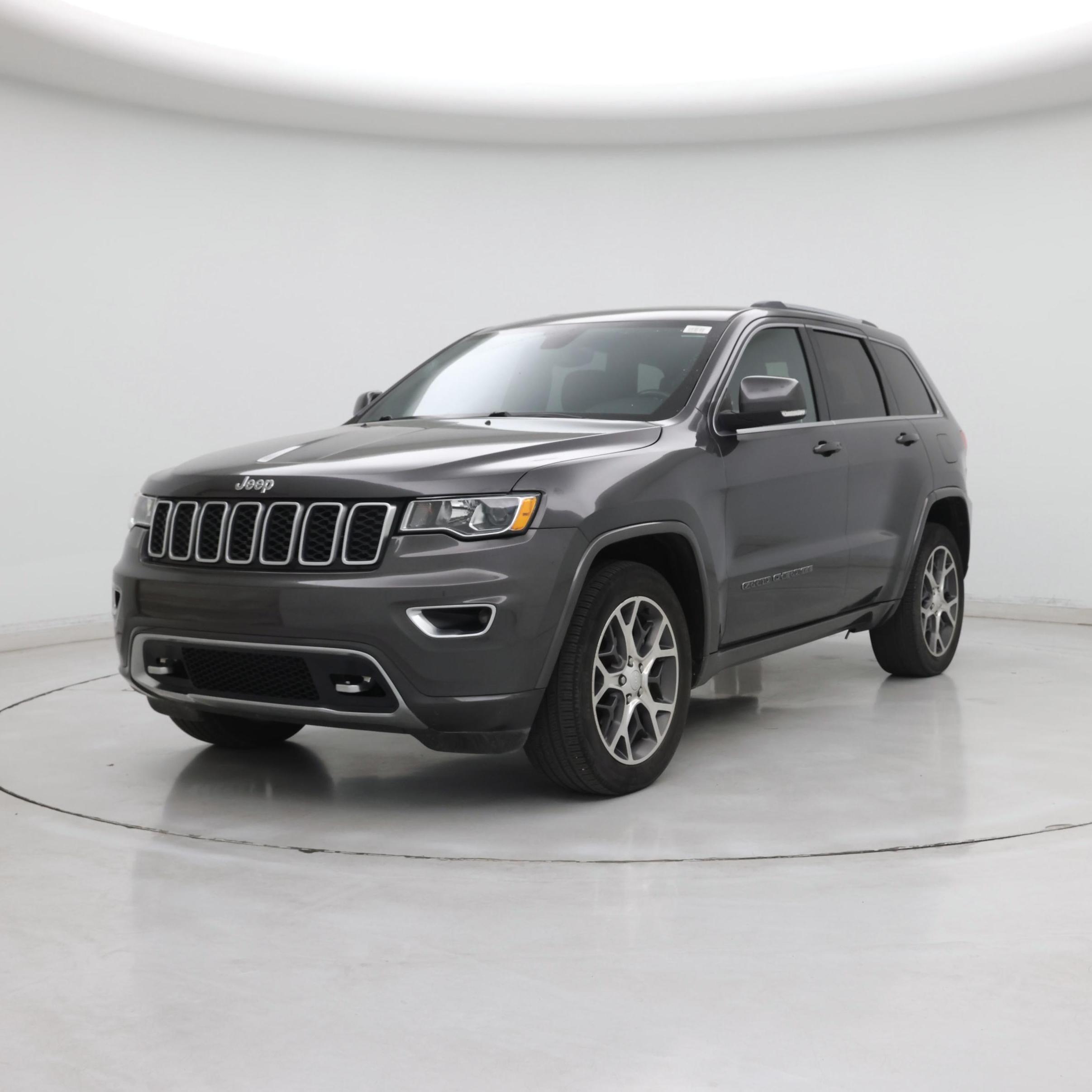 Thumbnail: 2018 Jeep Grand Cherokee - 4