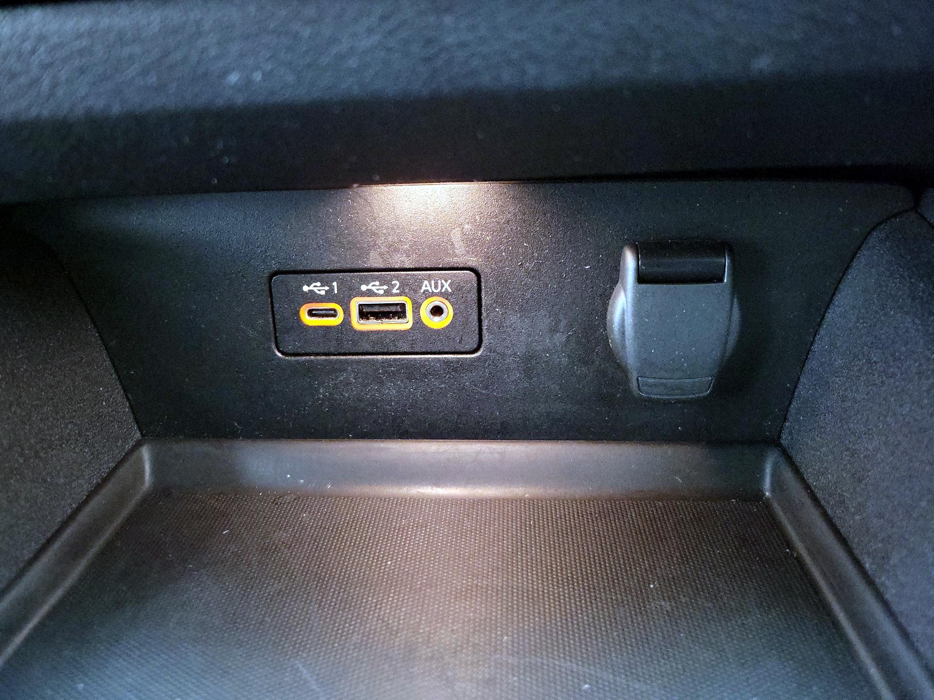 Thumbnail: 2022 Nissan Altima - 18