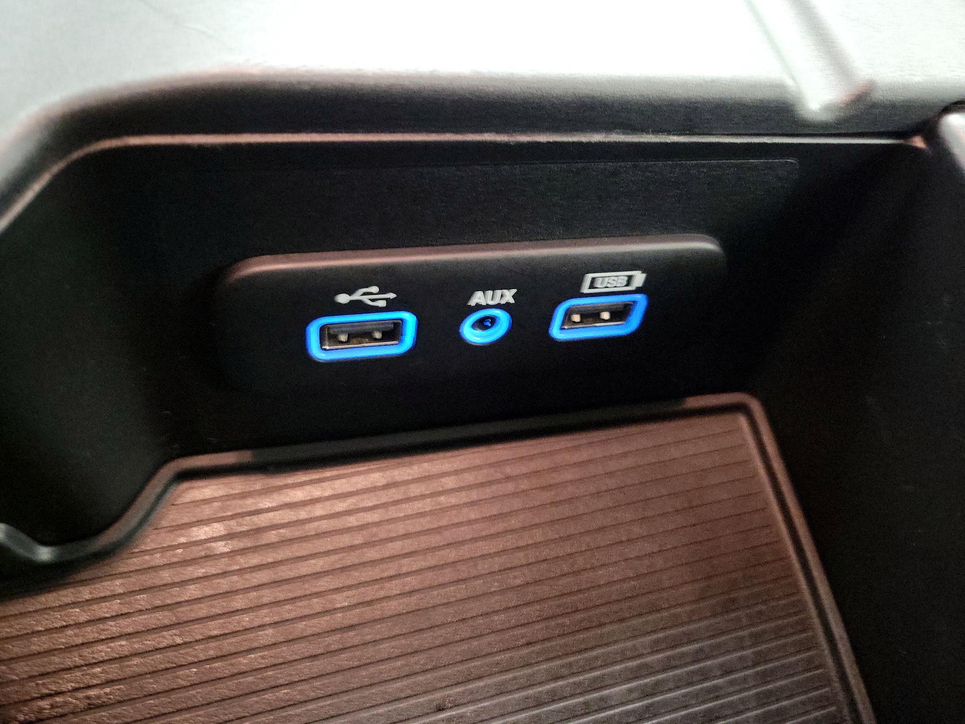 Thumbnail: 2020 RAM 1500 Classic - 18