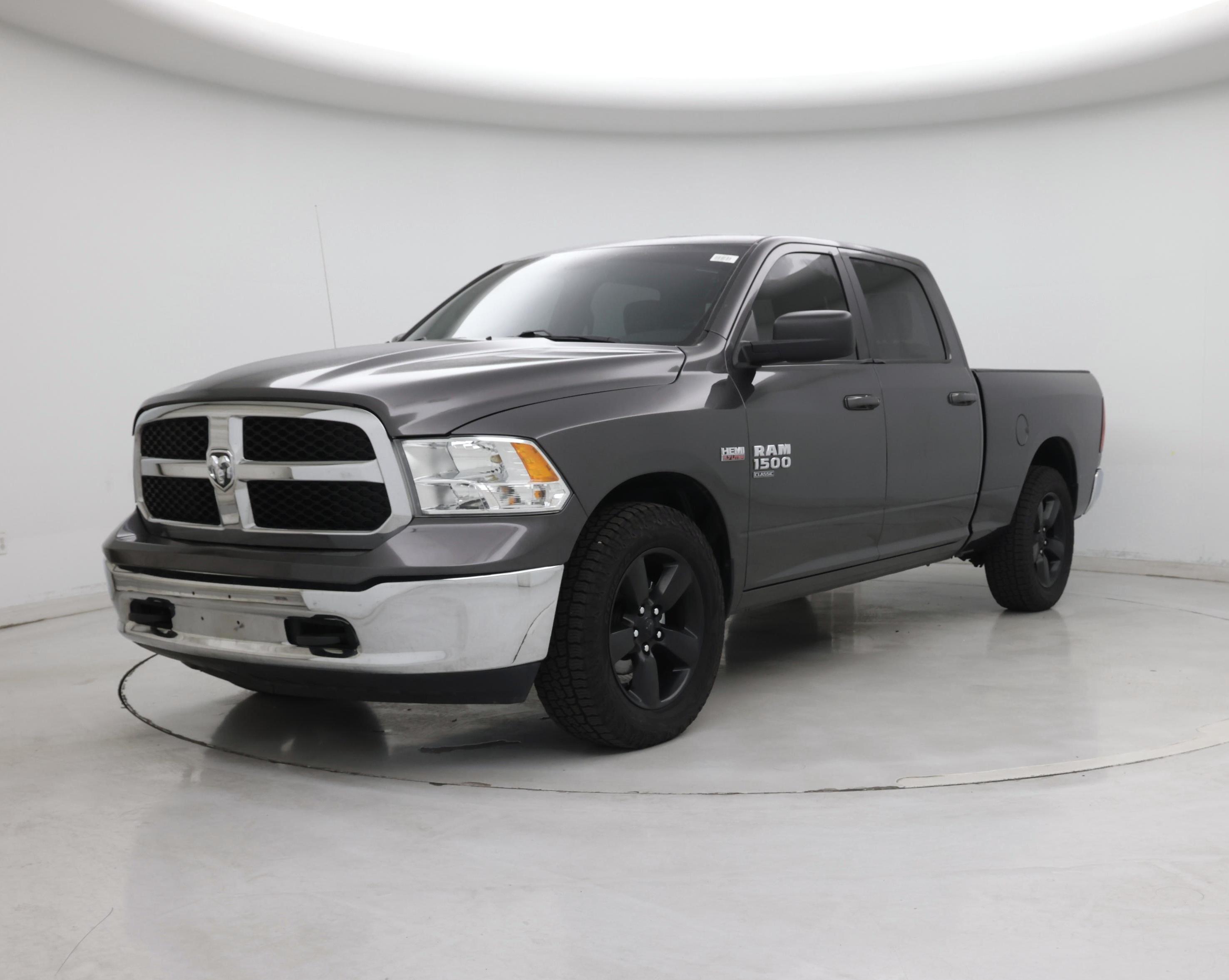 Thumbnail: 2020 RAM 1500 Classic - 4