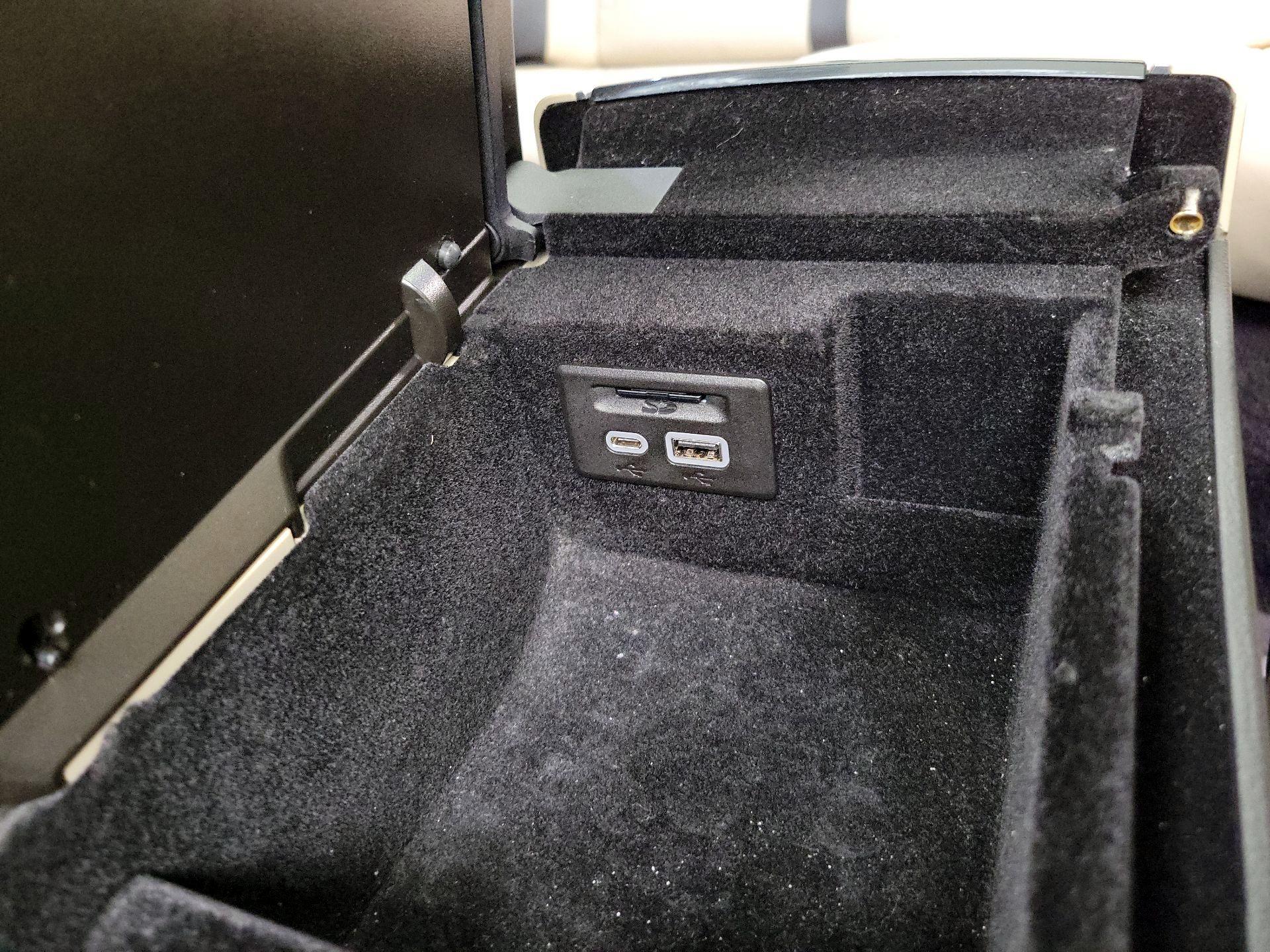 Thumbnail: 2019 Cadillac CT6 - 19