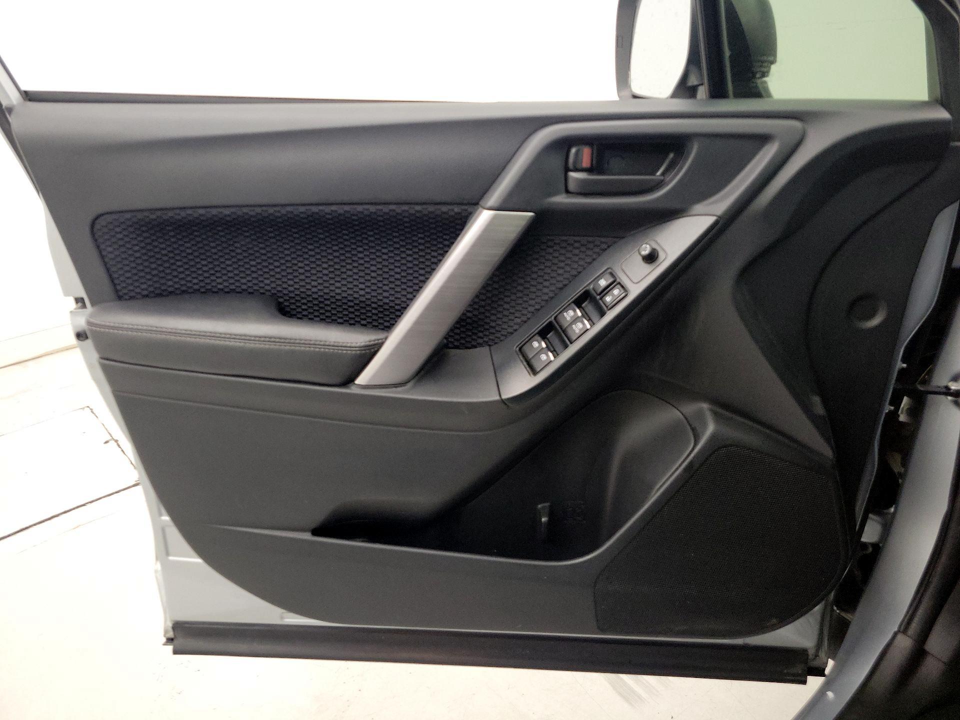 Thumbnail: 2018 Subaru Forester - 12