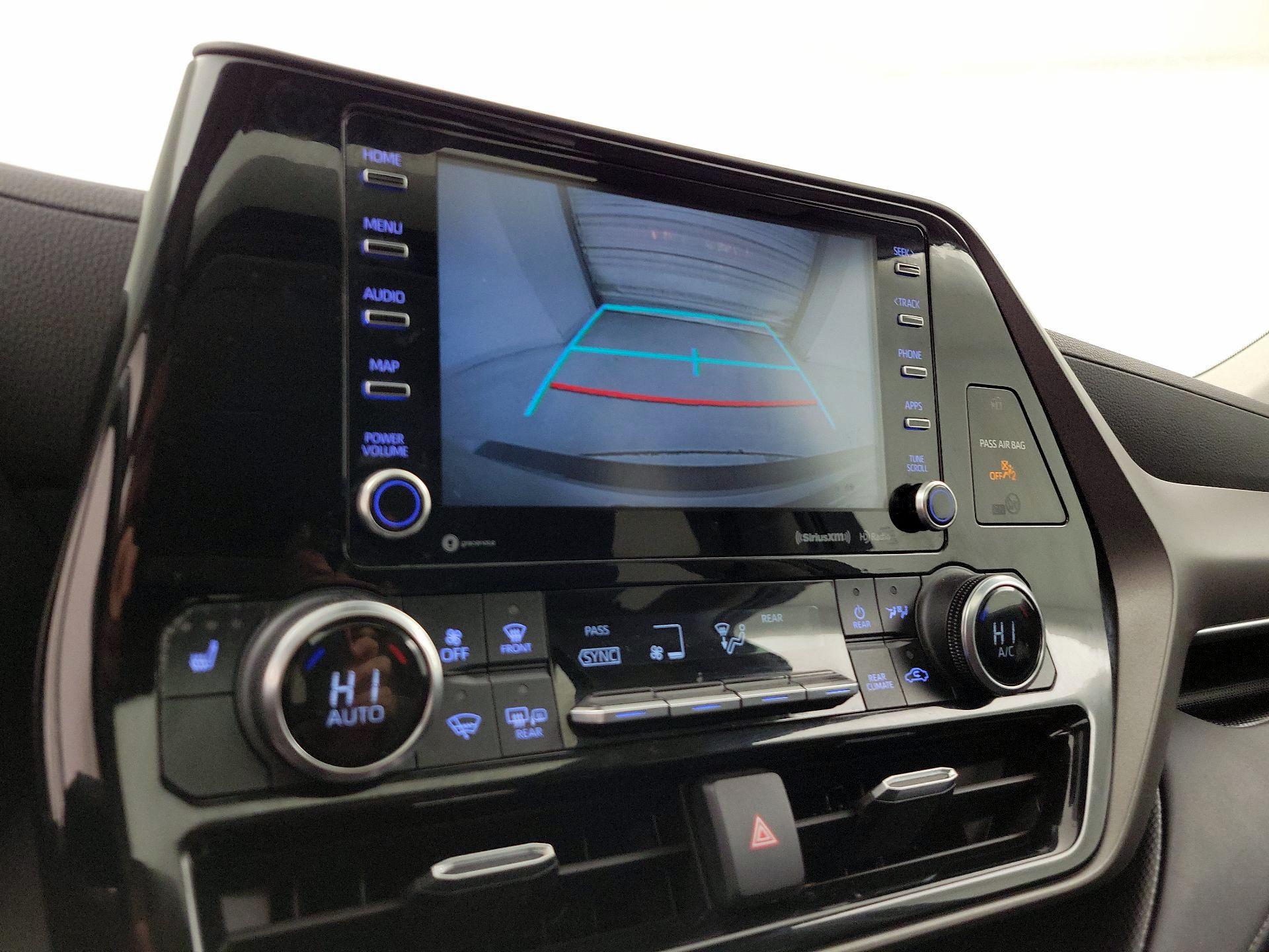 Thumbnail: 2022 Toyota Highlander - 14