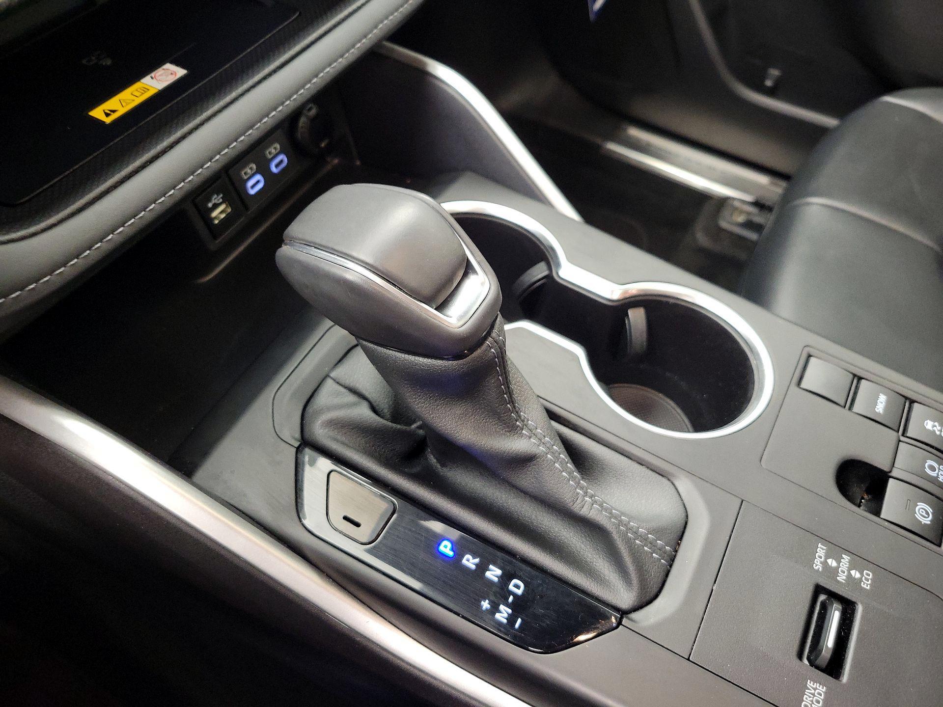 Thumbnail: 2024 Toyota Highlander - 17