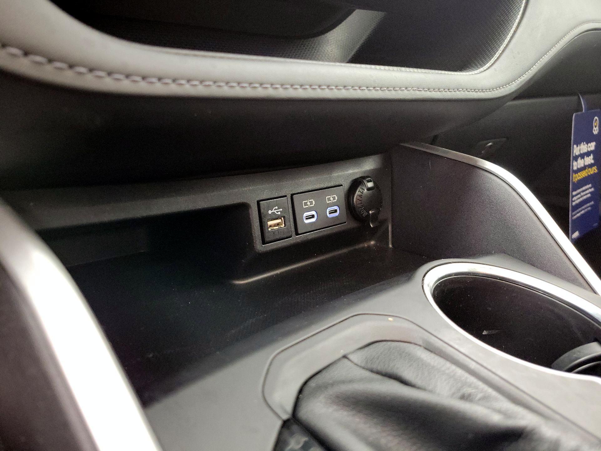 Thumbnail: 2024 Toyota Highlander - 18