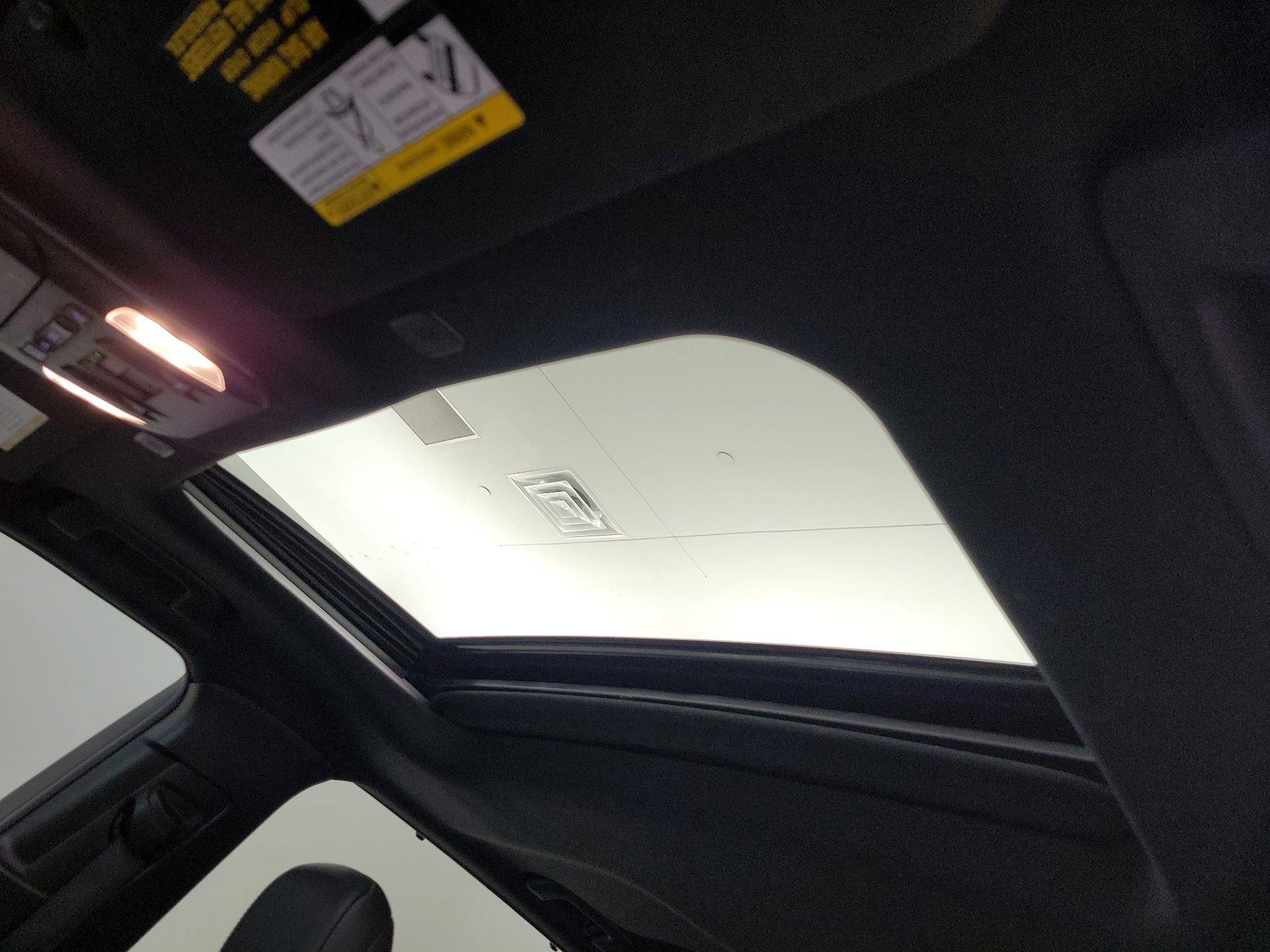 Thumbnail: 2024 Toyota Highlander - 19