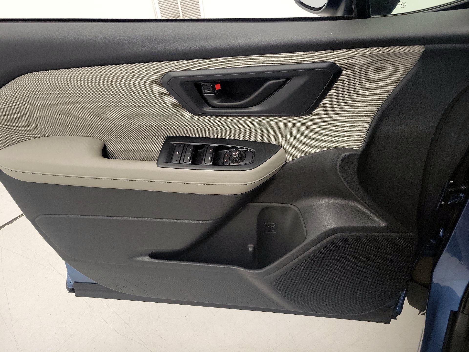 Thumbnail: 2025 Subaru Forester - 12