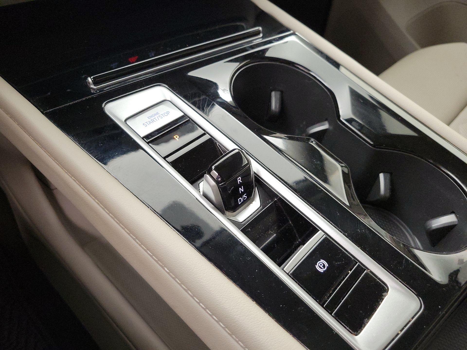 Thumbnail: 2024 Volkswagen Atlas - 17