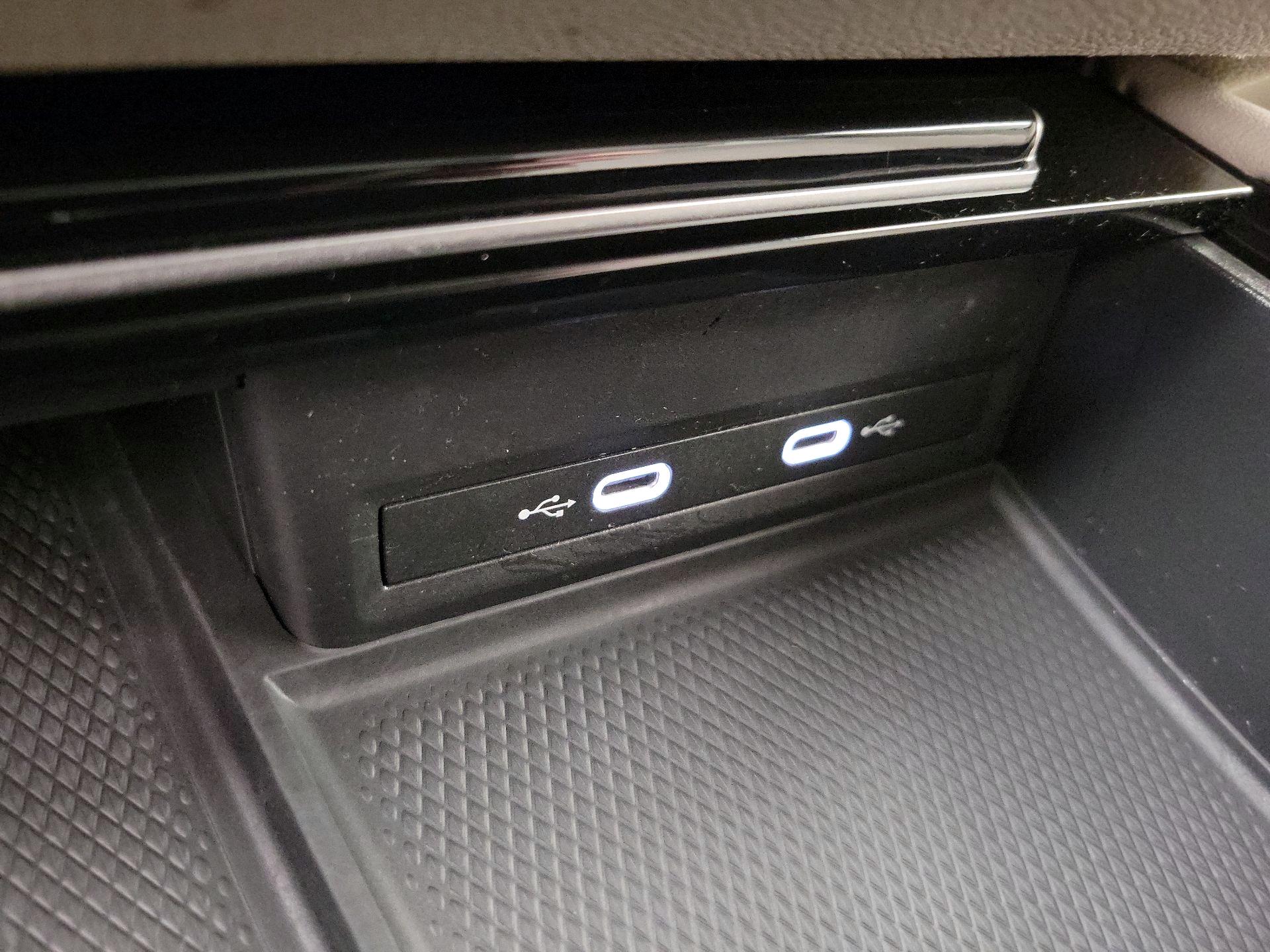 Thumbnail: 2024 Volkswagen Atlas - 18