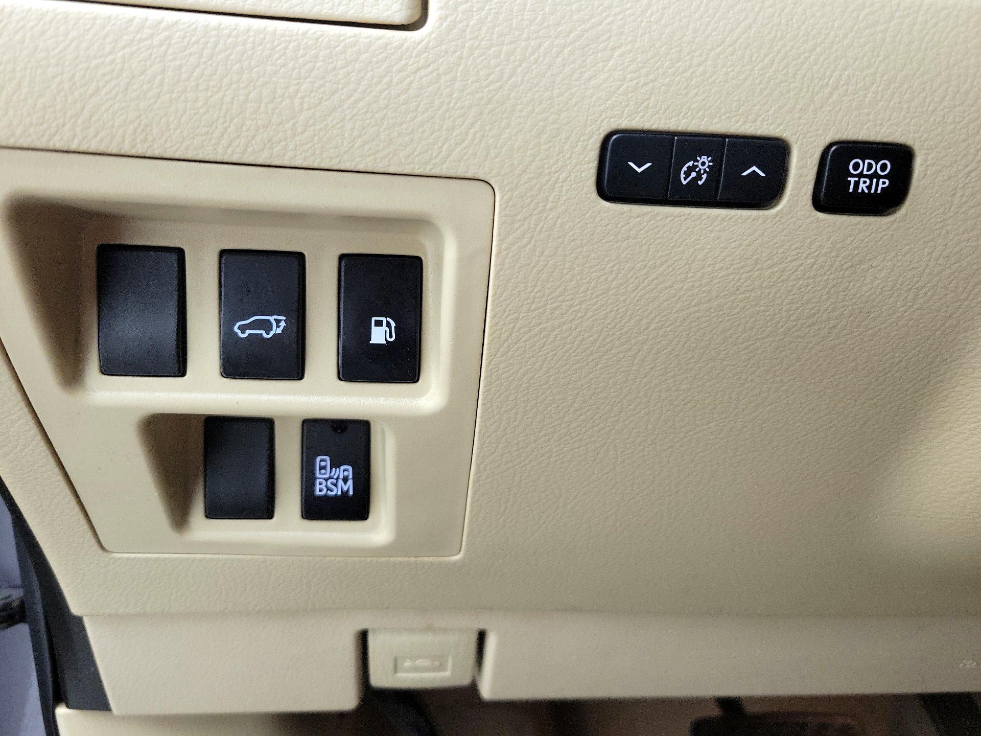 Thumbnail: 2015 Lexus RX - 13