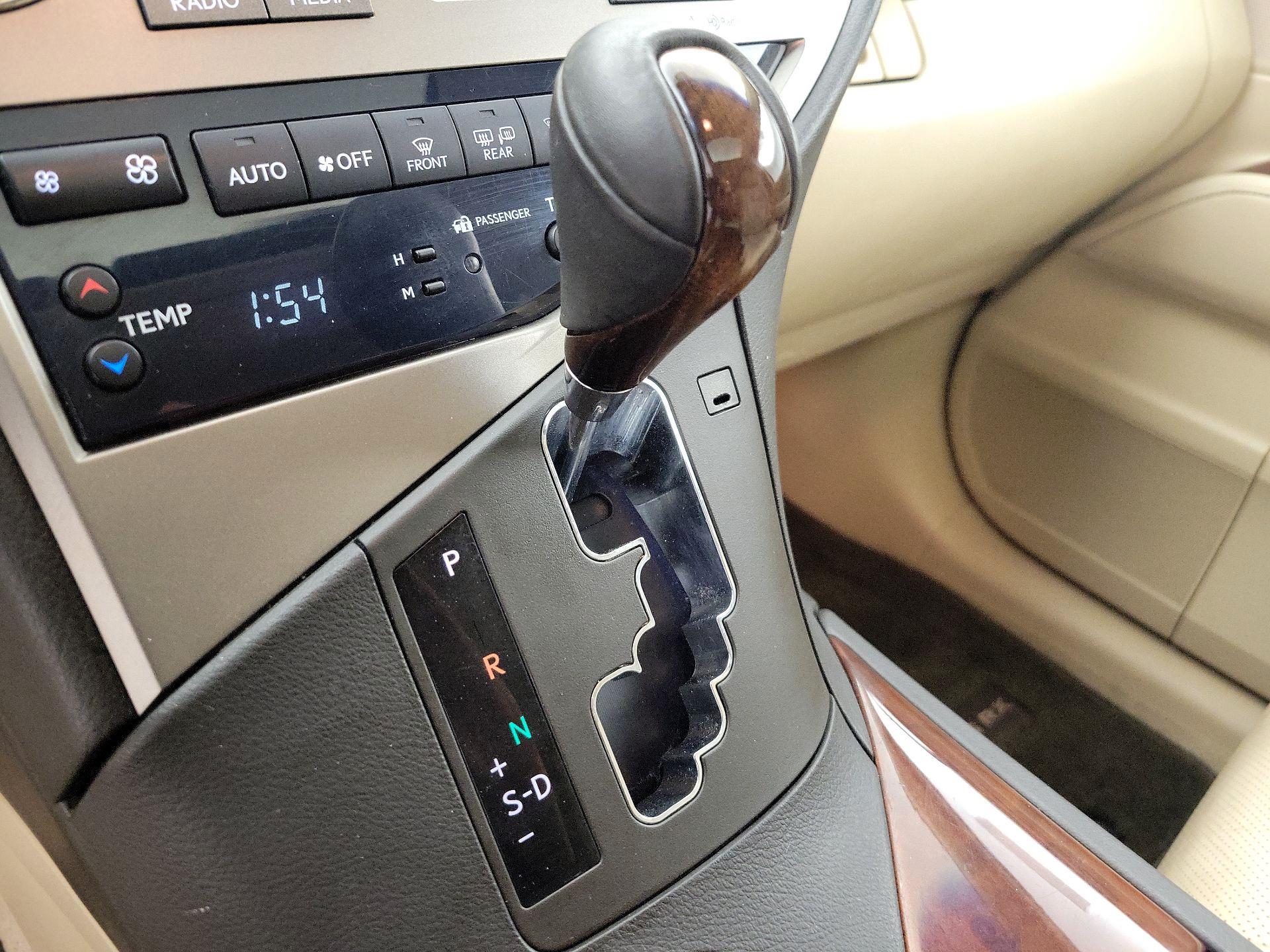 Thumbnail: 2015 Lexus RX - 17