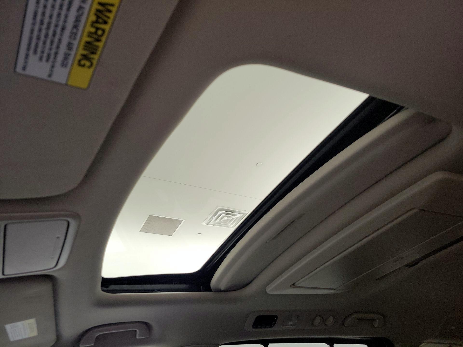 Thumbnail: 2016 Honda Odyssey - 20