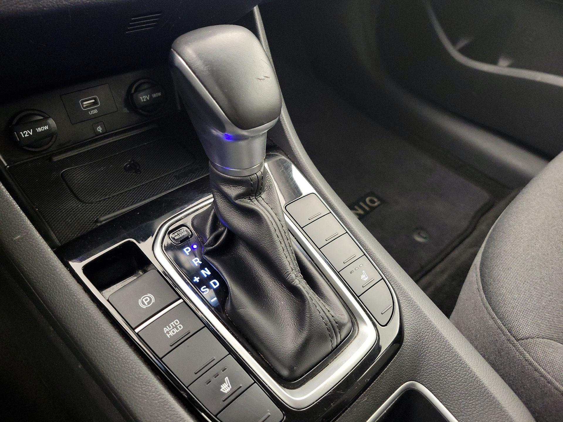 Thumbnail: 2020 Hyundai Ioniq - 17