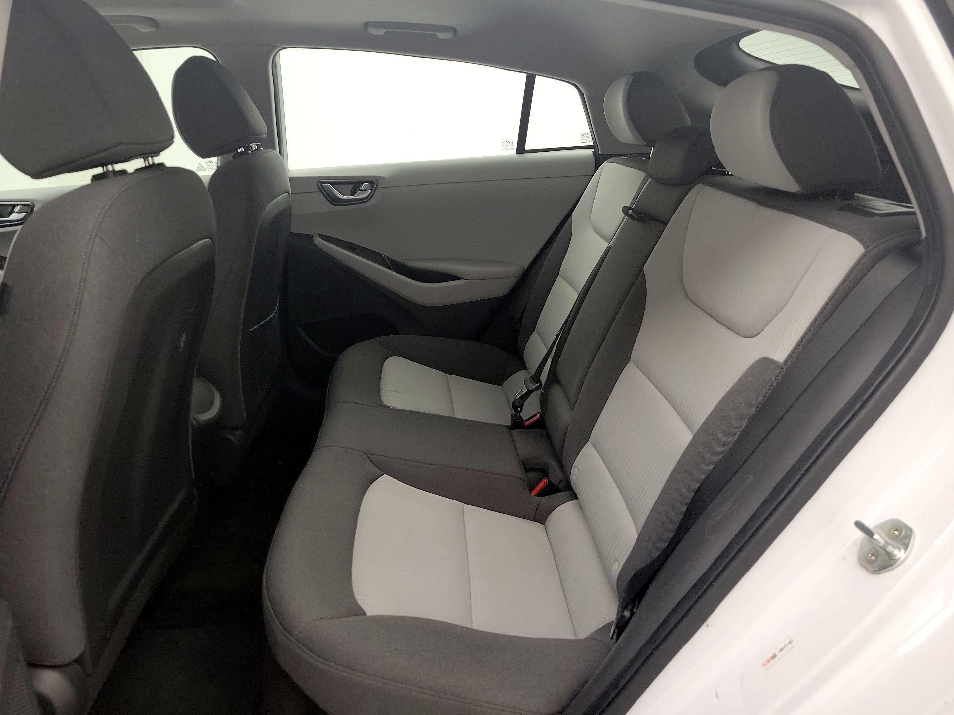 Thumbnail: 2020 Hyundai Ioniq - 20