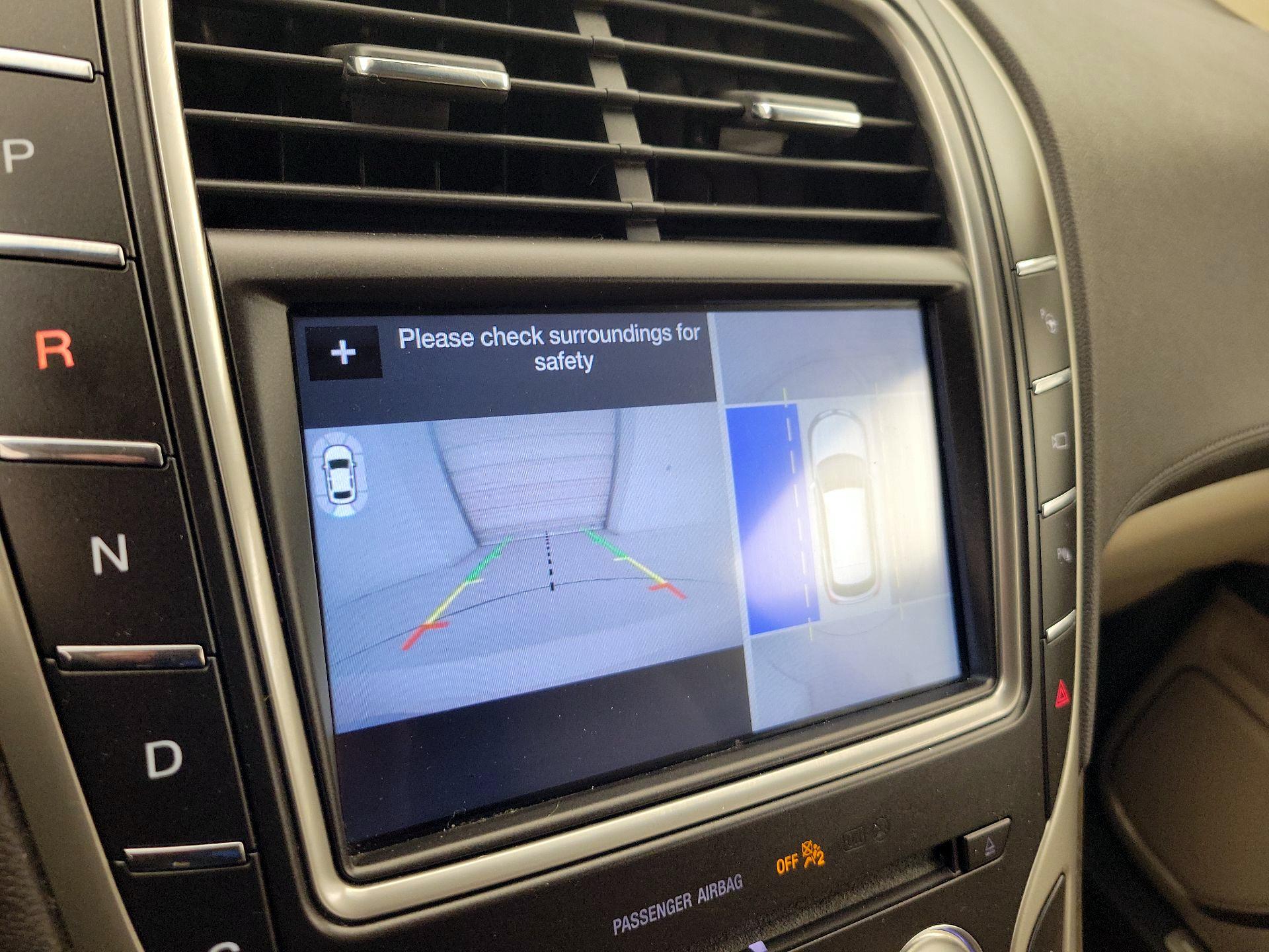 Thumbnail: 2017 Lincoln MKX - 15