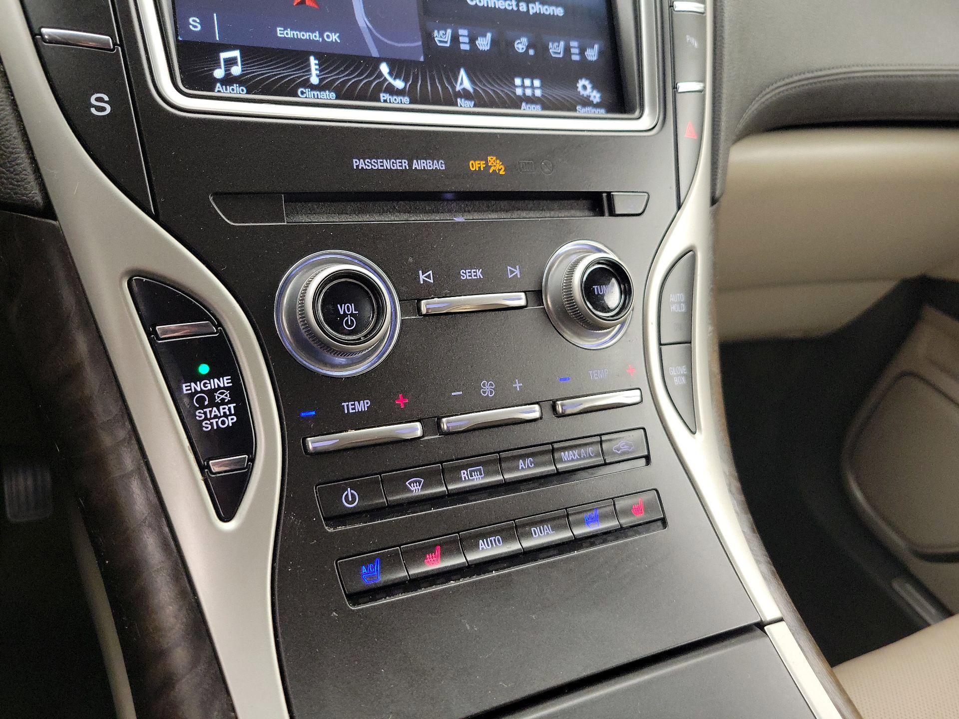 Thumbnail: 2017 Lincoln MKX - 17