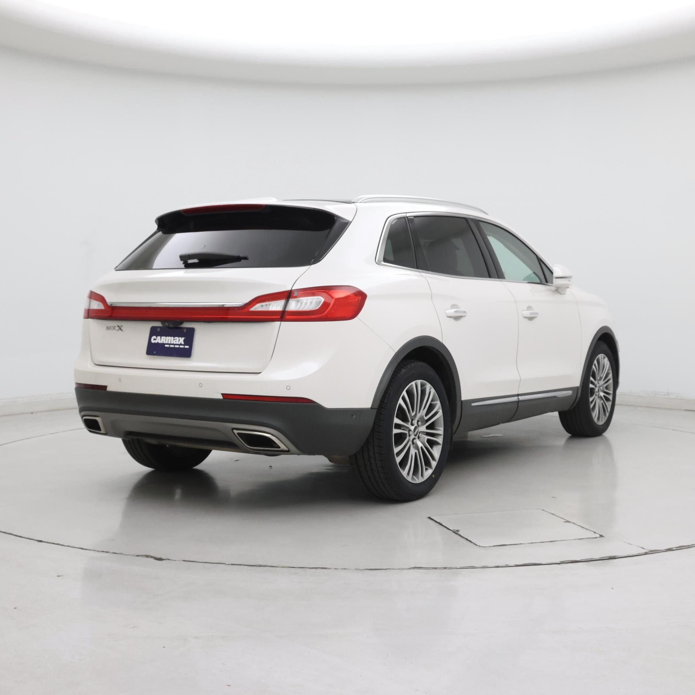 Thumbnail: 2017 Lincoln MKX - 8