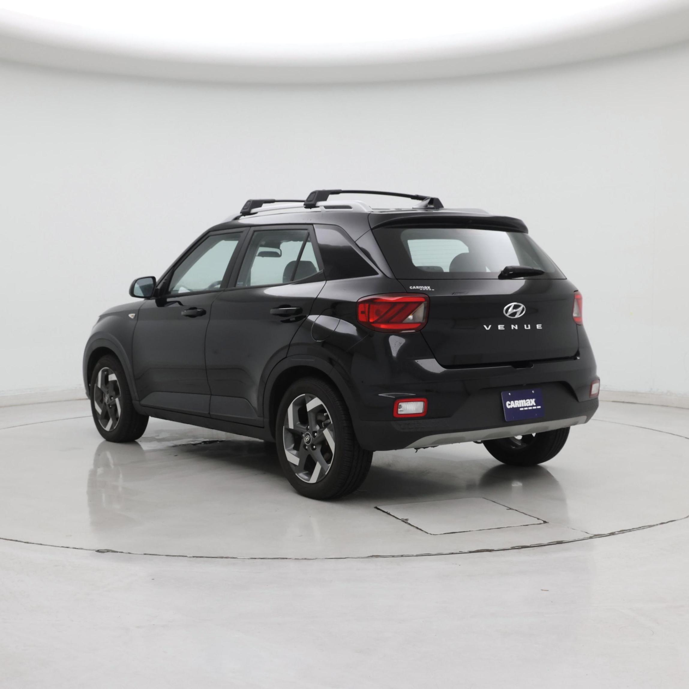 Thumbnail: 2022 Hyundai Venue - 2