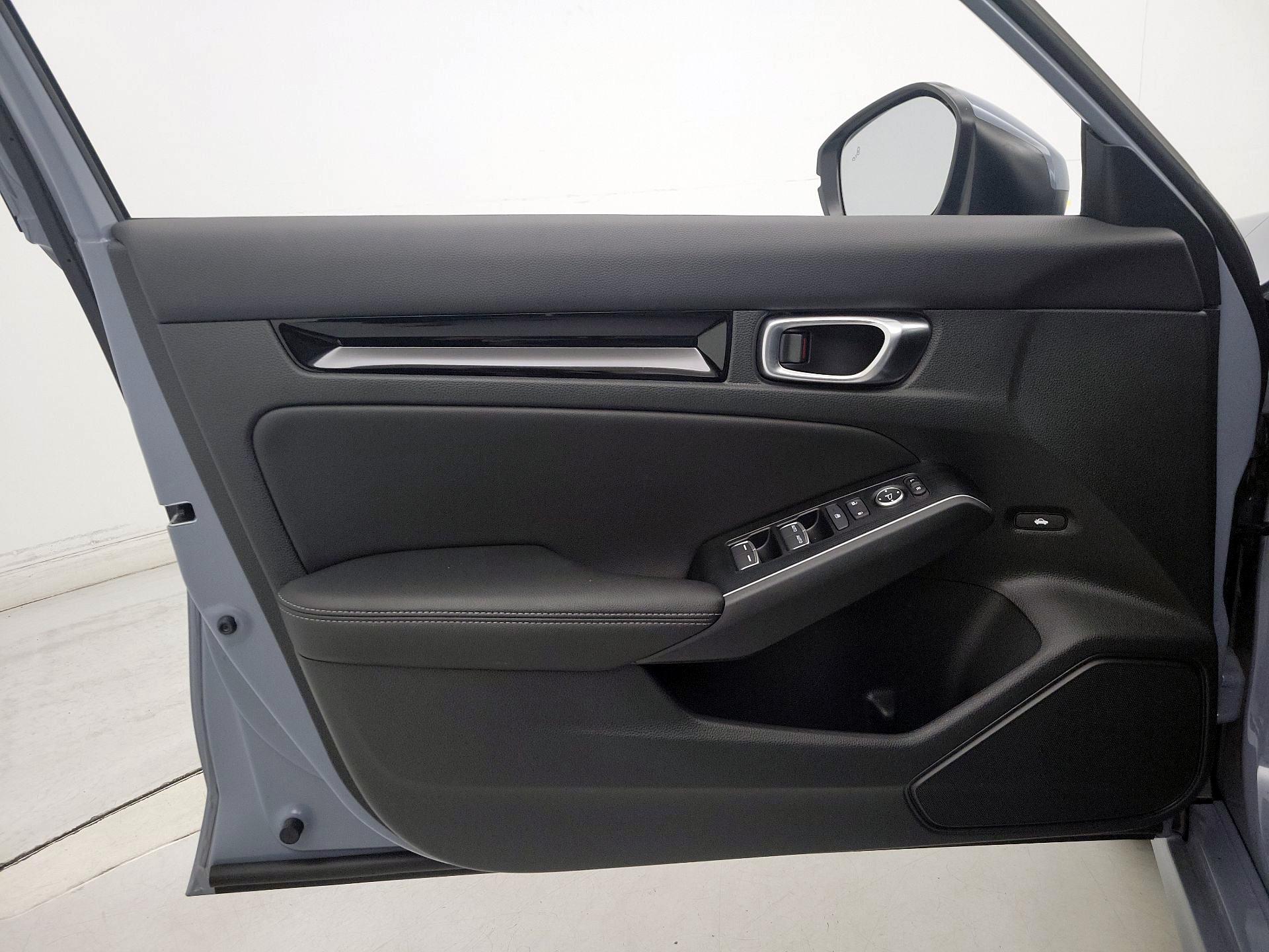 Thumbnail: 2024 Honda Civic - 12