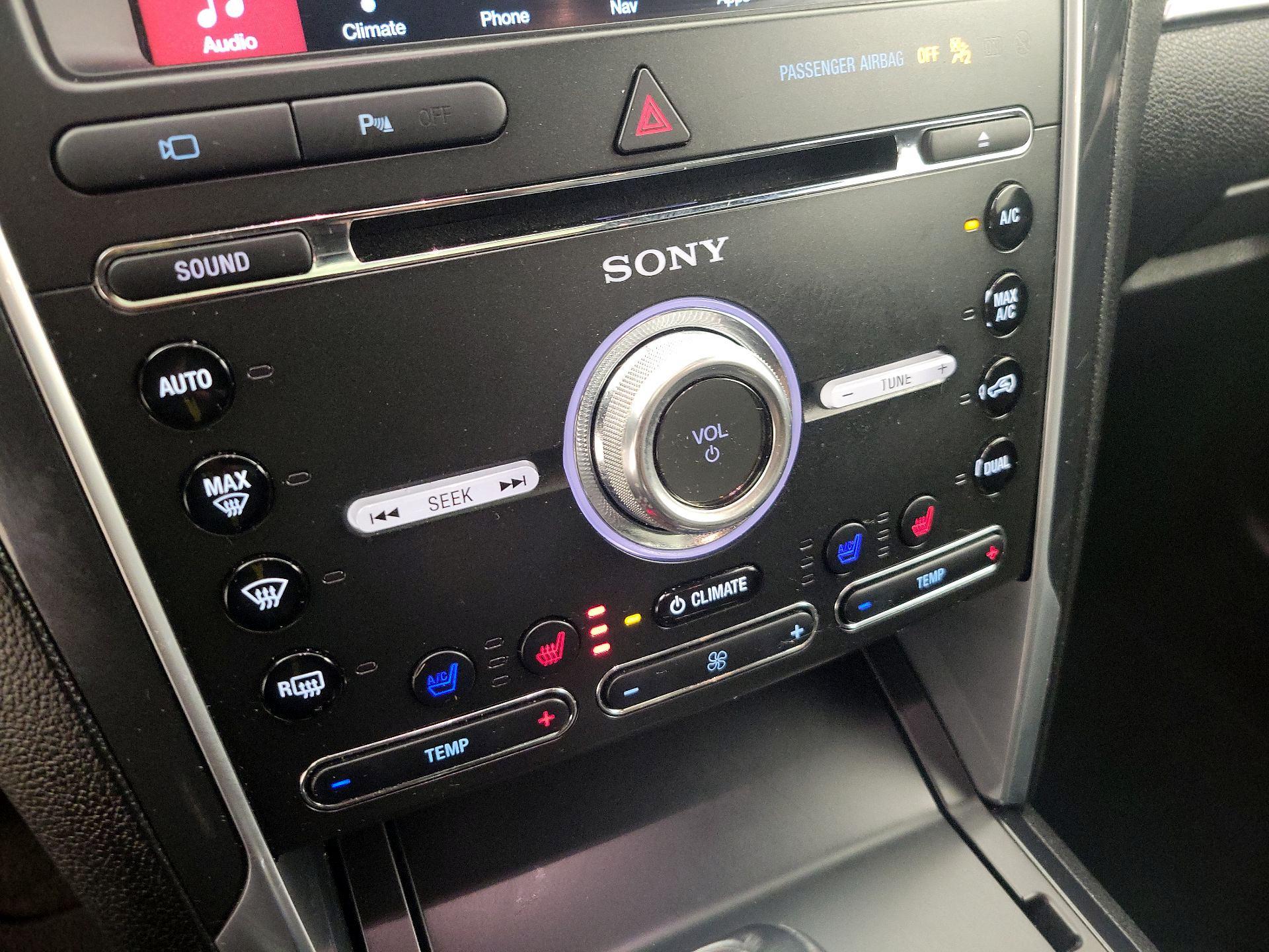 Thumbnail: 2017 Ford Explorer - 17