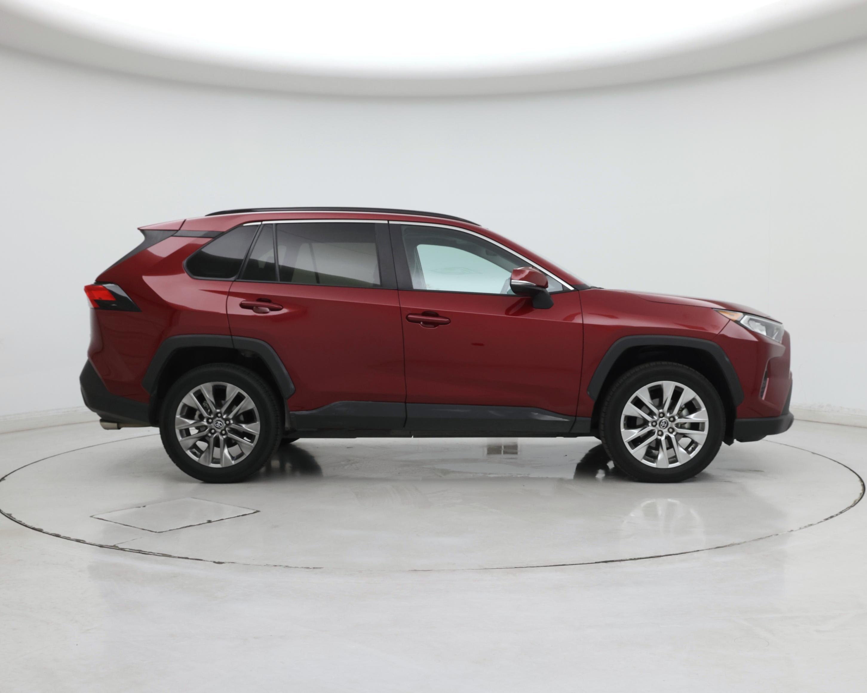 Thumbnail: 2020 Toyota RAV4 - 7
