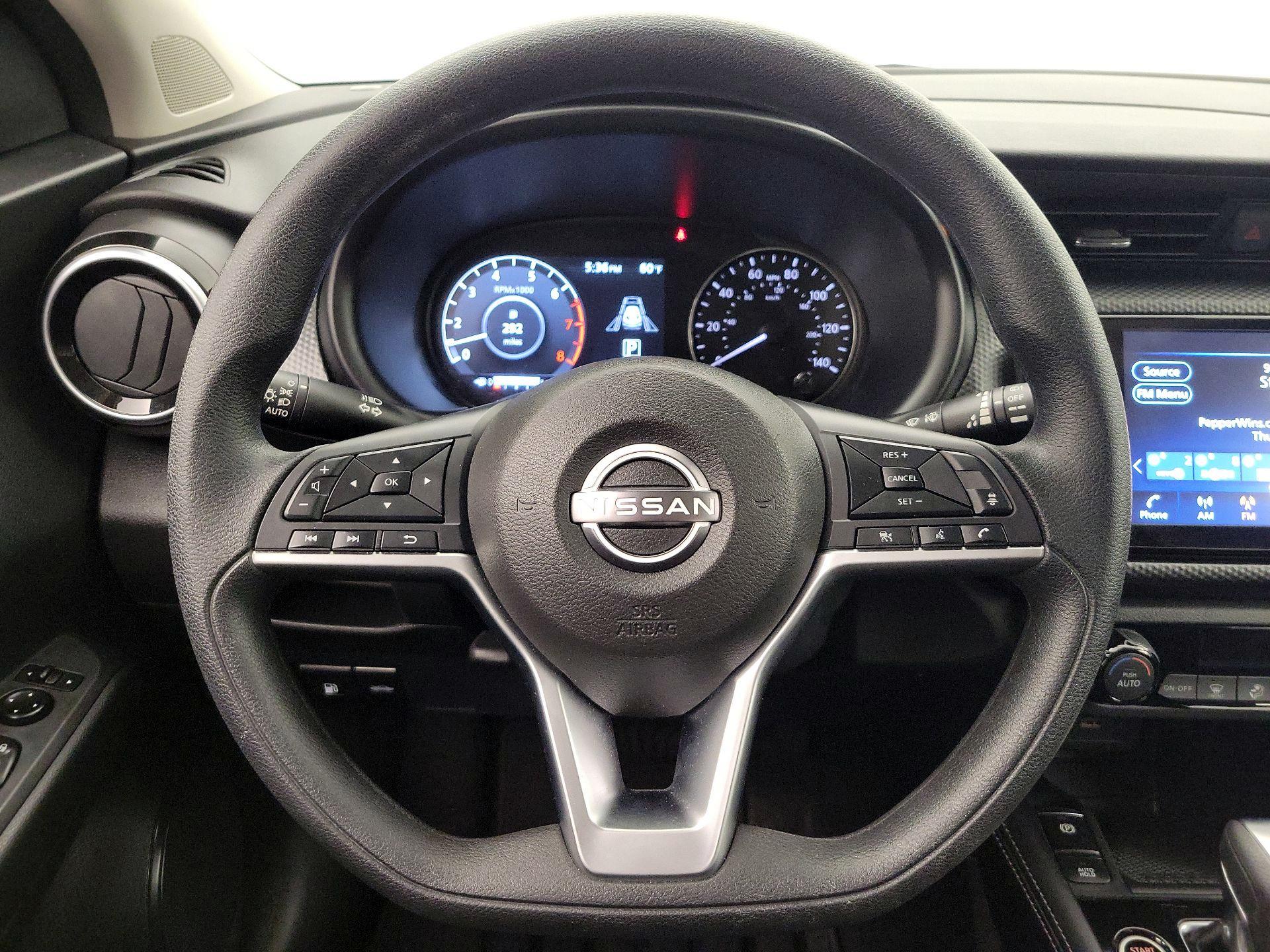 Thumbnail: 2022 Nissan Kicks - 10