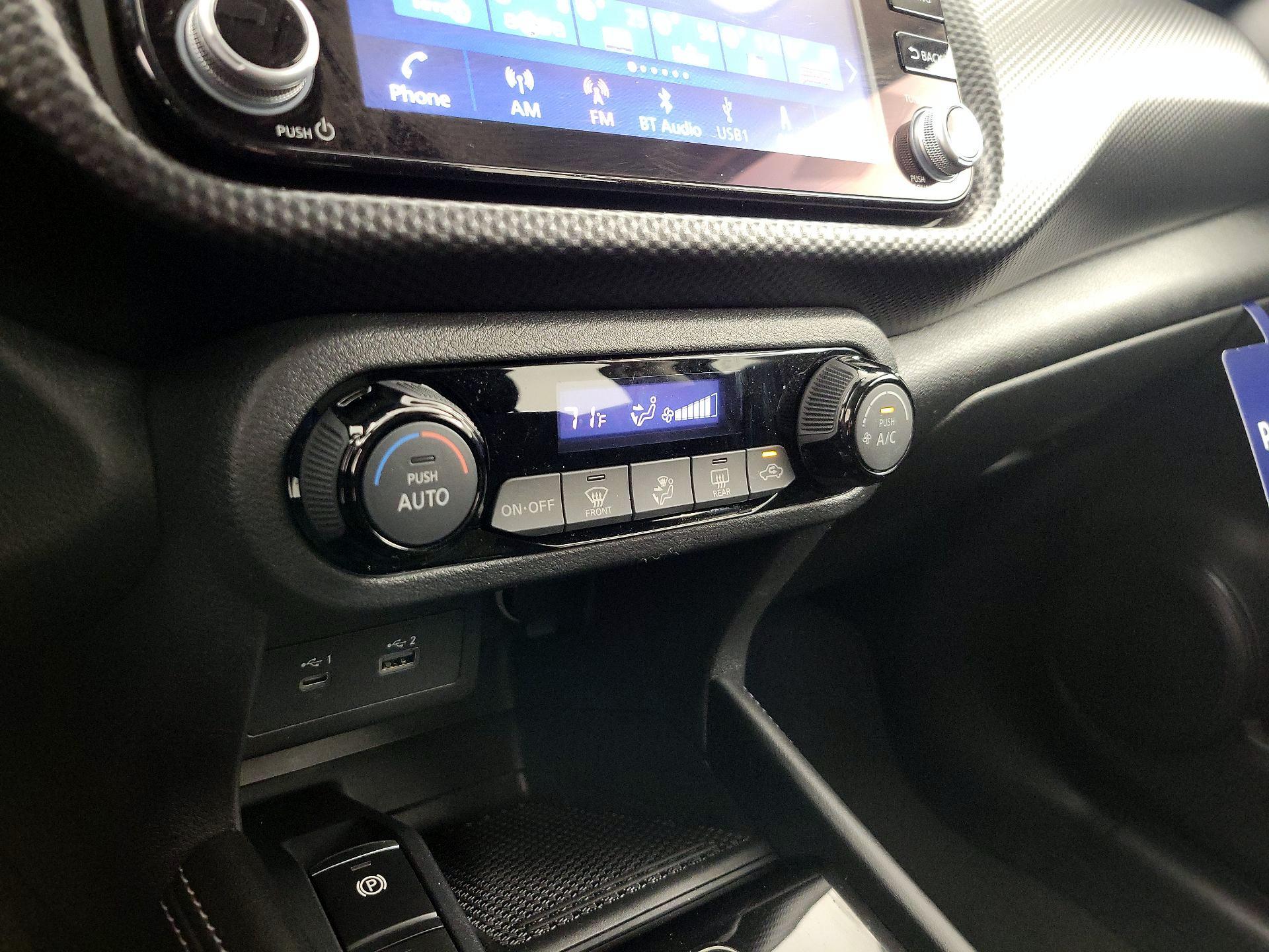 Thumbnail: 2022 Nissan Kicks - 15