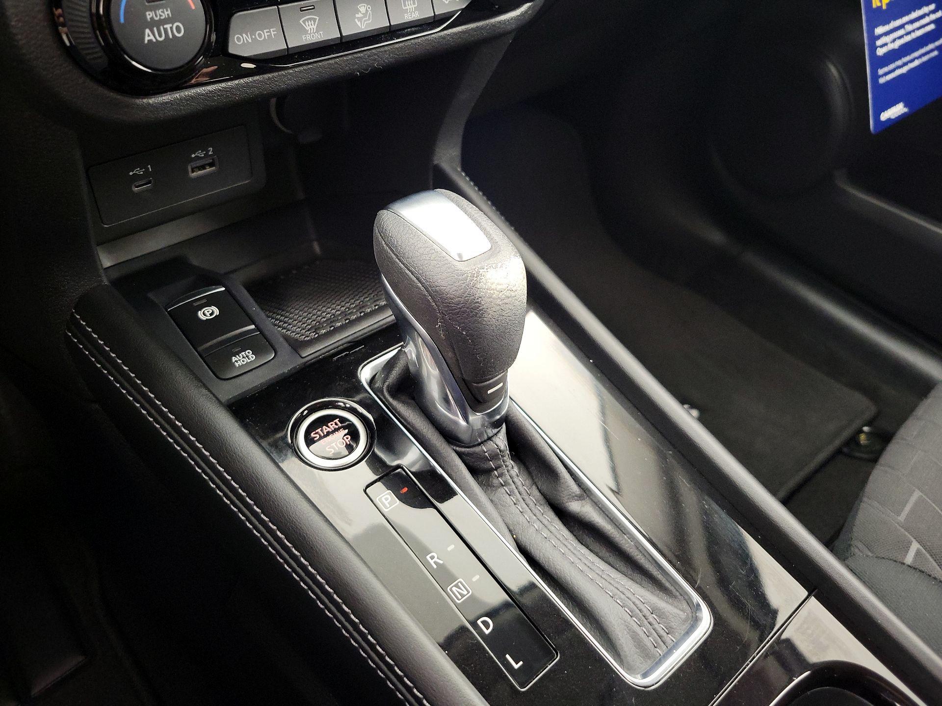 Thumbnail: 2022 Nissan Kicks - 16