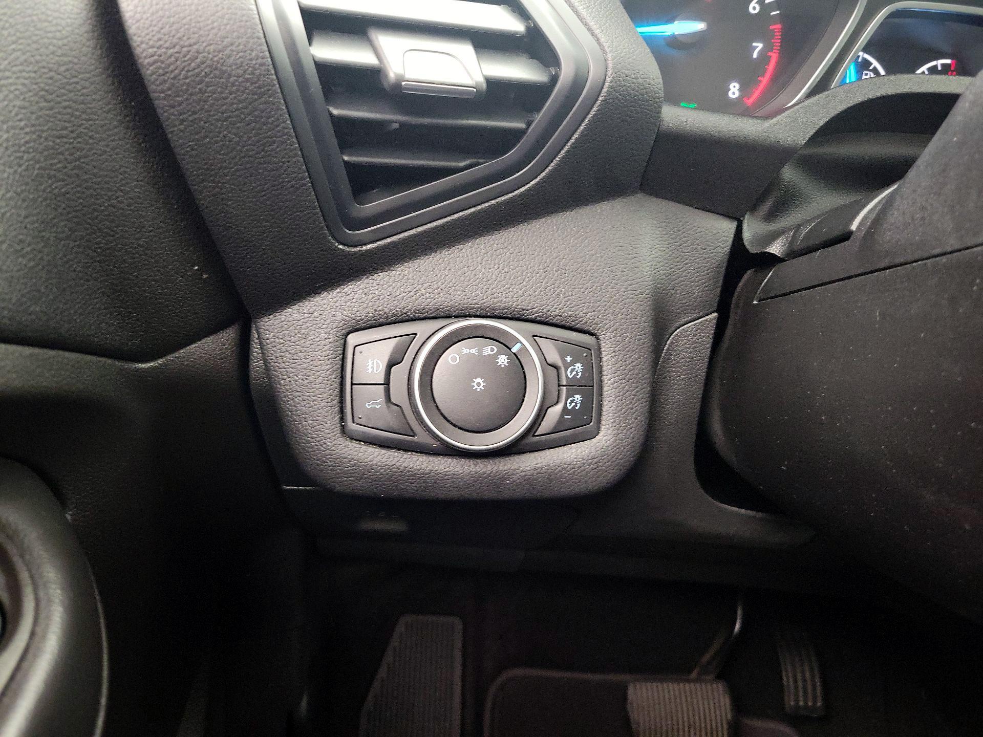 Thumbnail: 2018 Ford Escape - 13