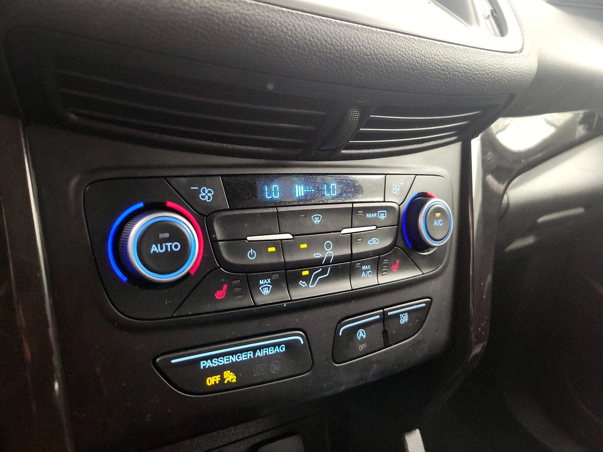 Thumbnail: 2018 Ford Escape - 16