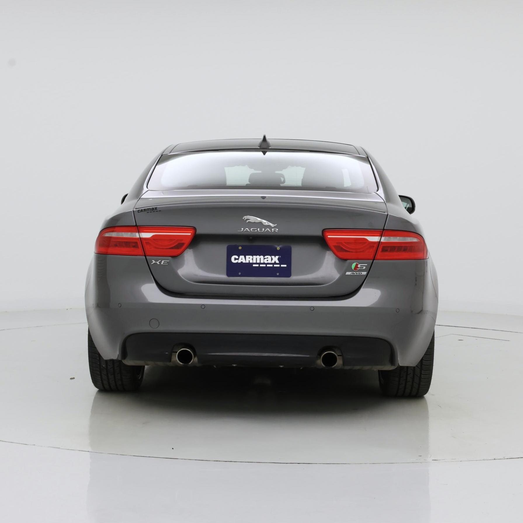 Thumbnail: 2018 Jaguar XE - 6