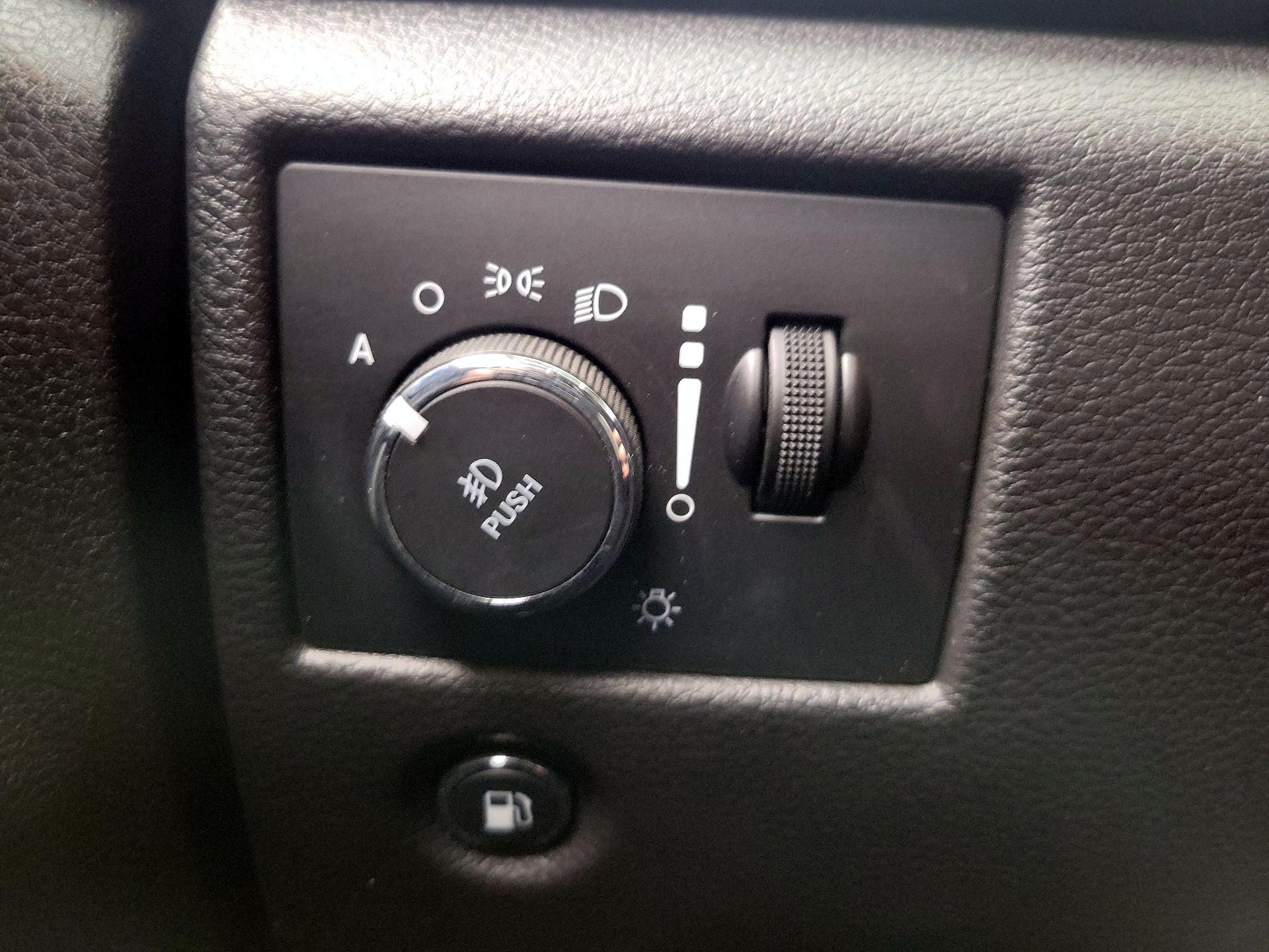 Thumbnail: 2020 Jeep Grand Cherokee - 13