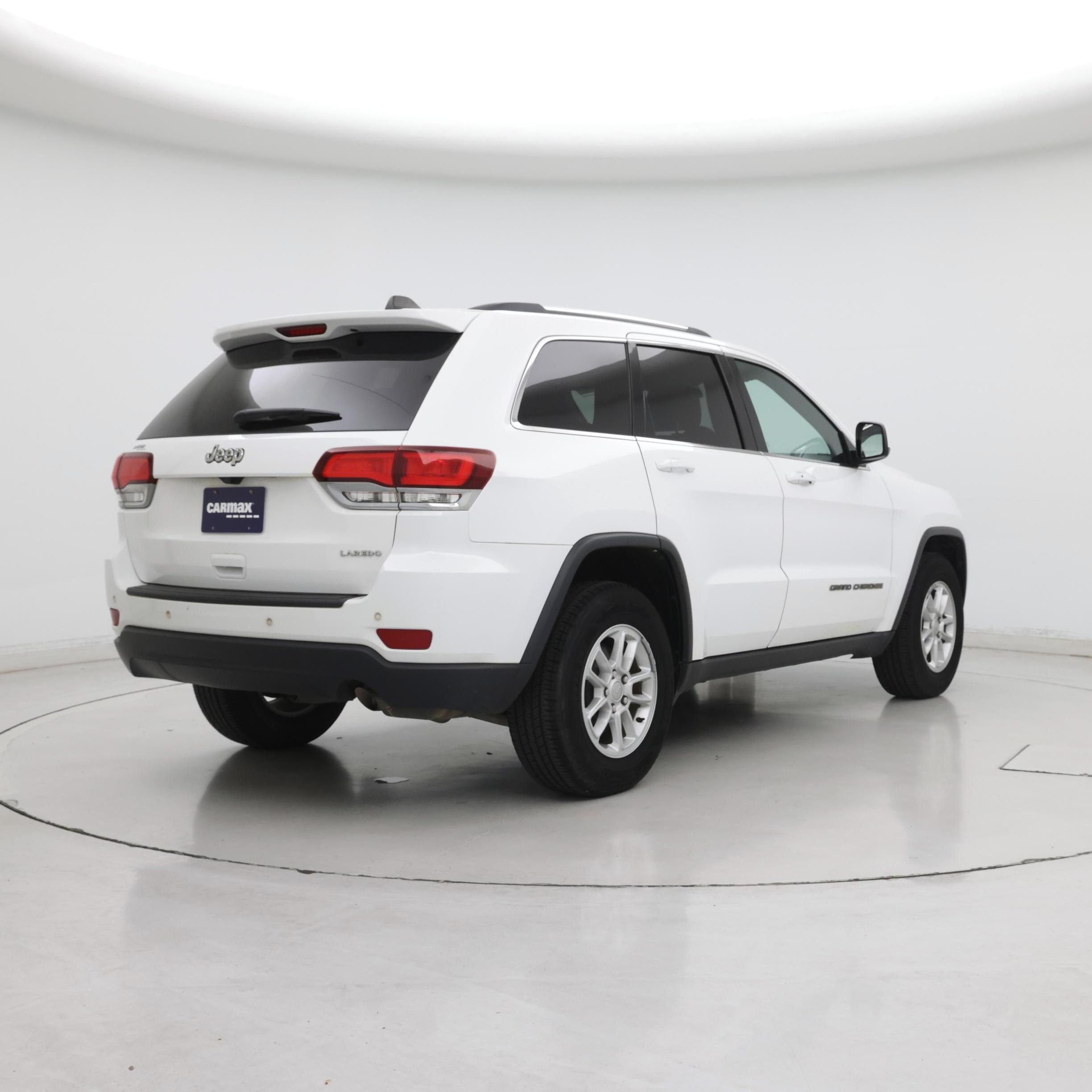 Thumbnail: 2020 Jeep Grand Cherokee - 8