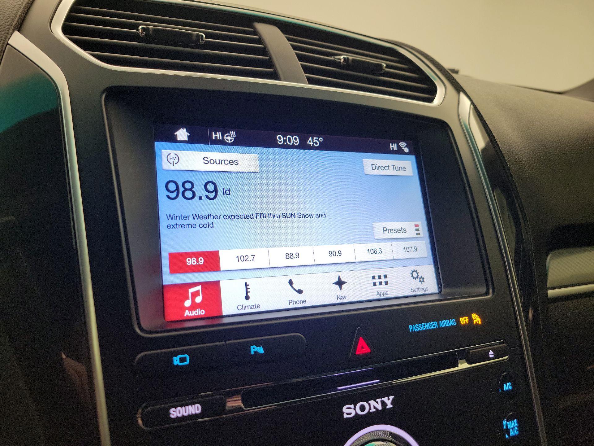 Thumbnail: 2017 Ford Explorer - 16