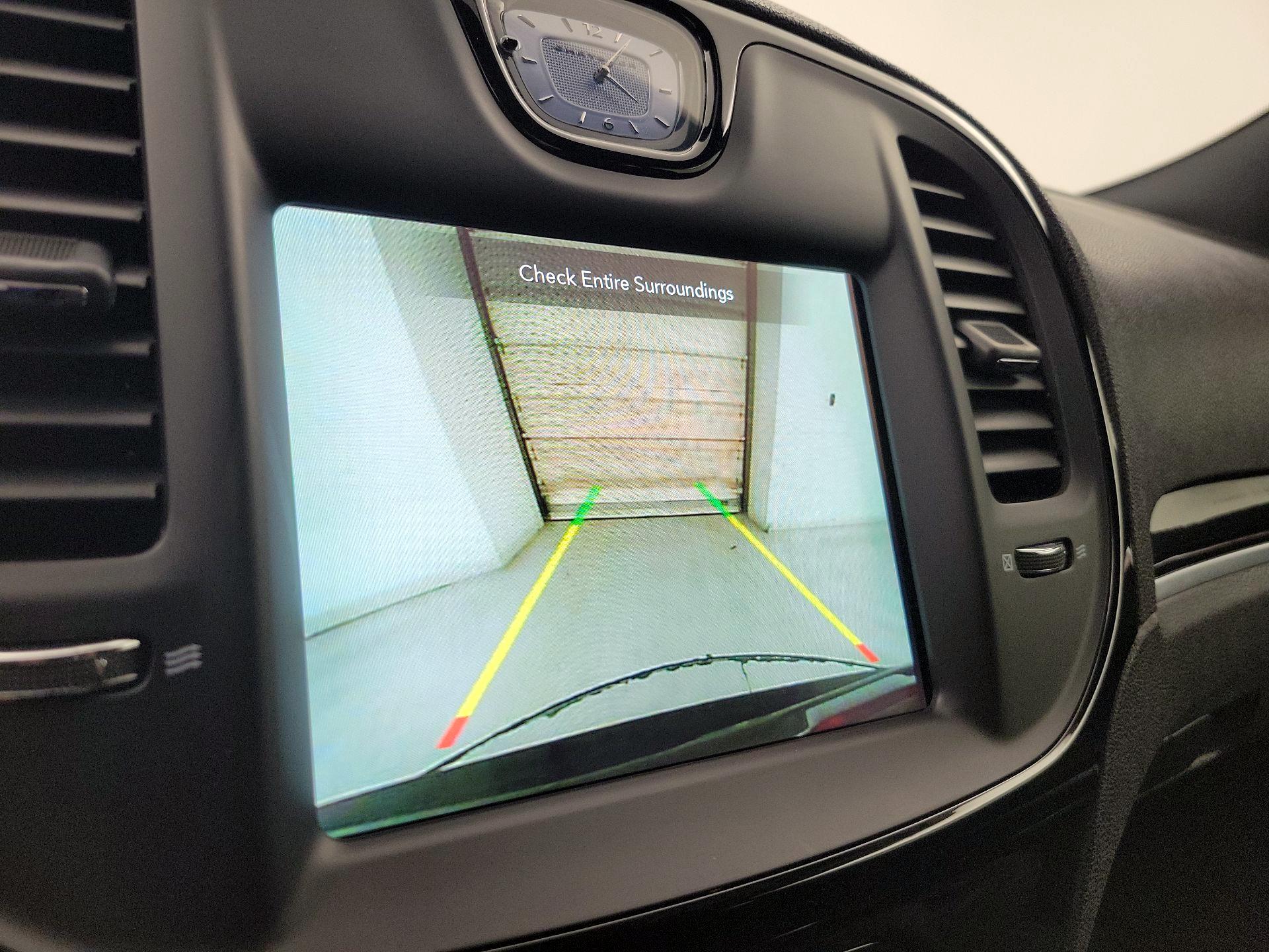 Thumbnail: 2021 Chrysler 300 - 15