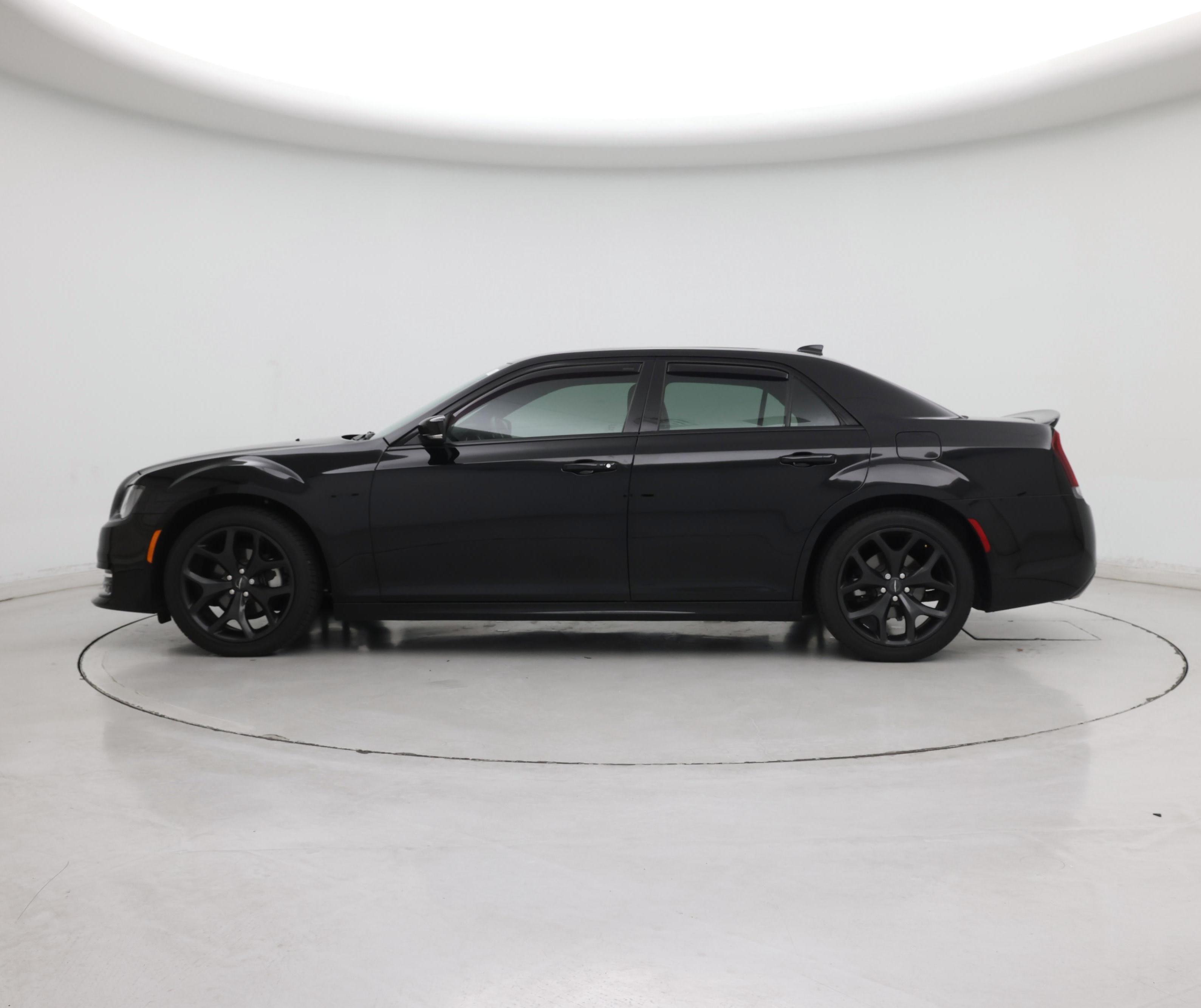 Thumbnail: 2021 Chrysler 300 - 3