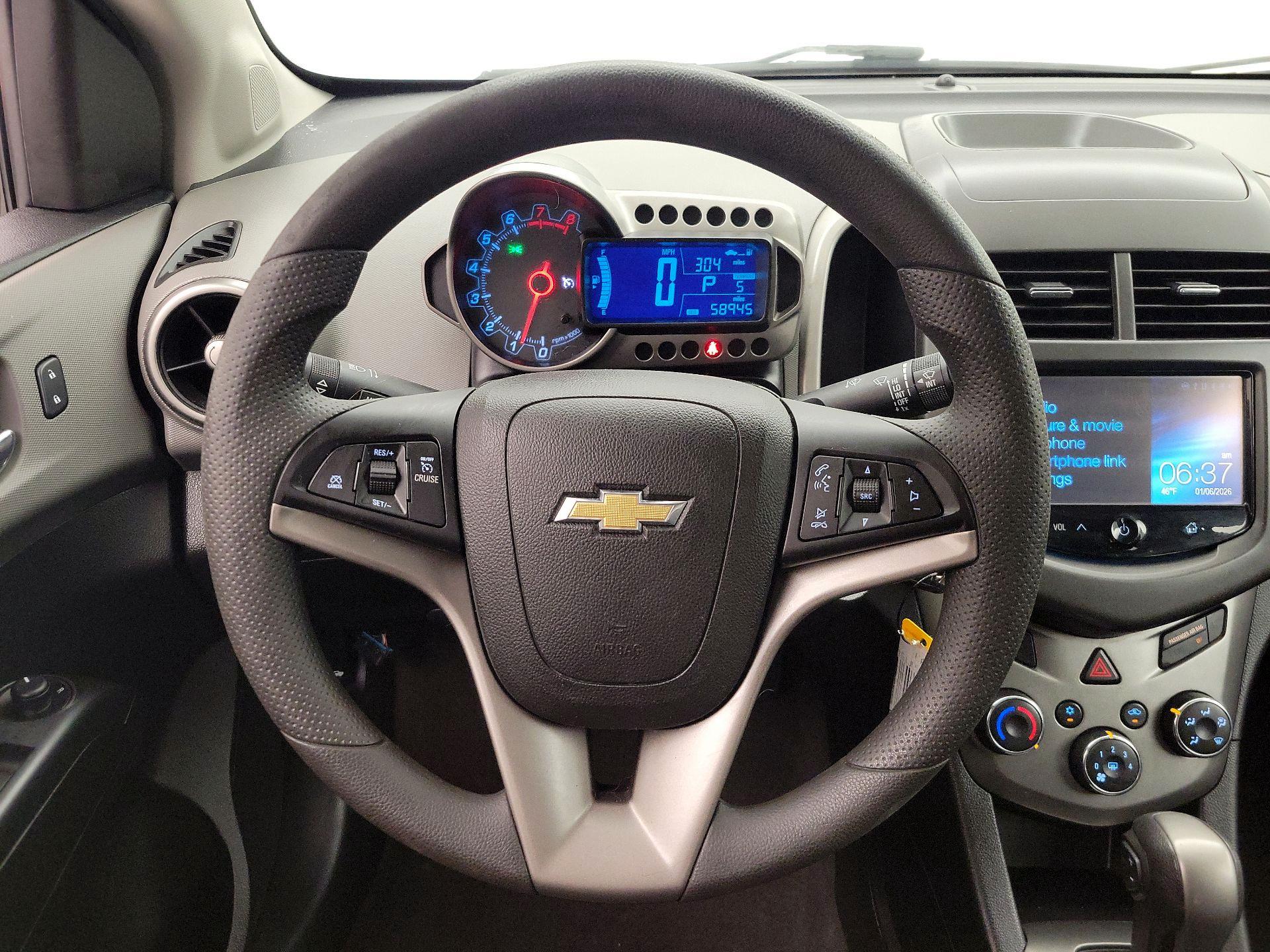 Thumbnail: 2016 Chevrolet Sonic - 10