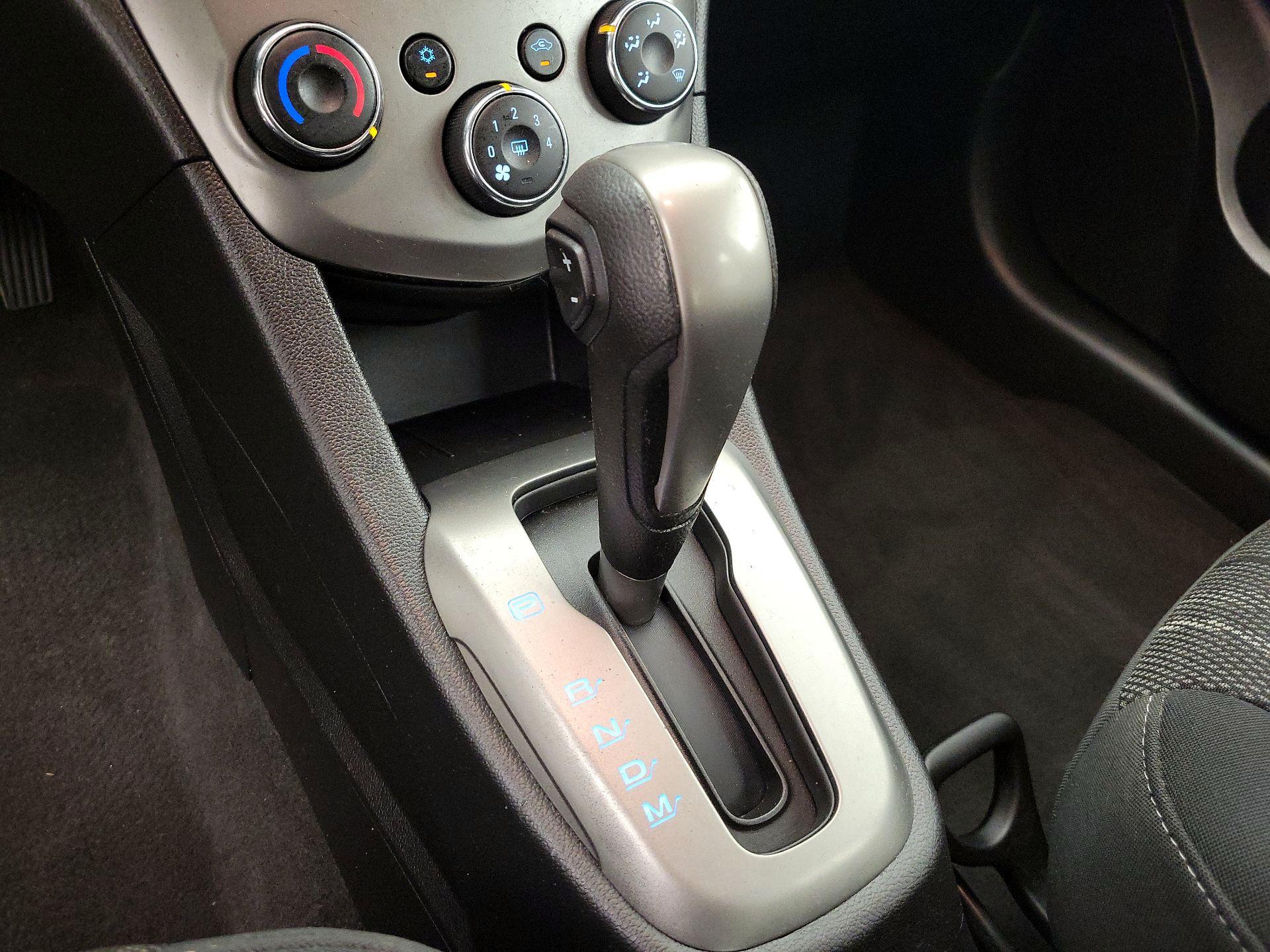 Thumbnail: 2016 Chevrolet Sonic - 16