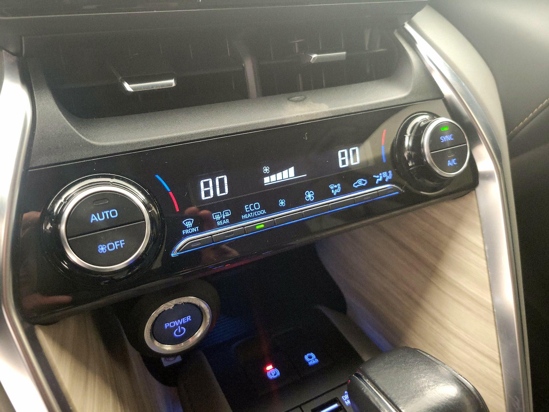 Thumbnail: 2021 Toyota Venza - 16