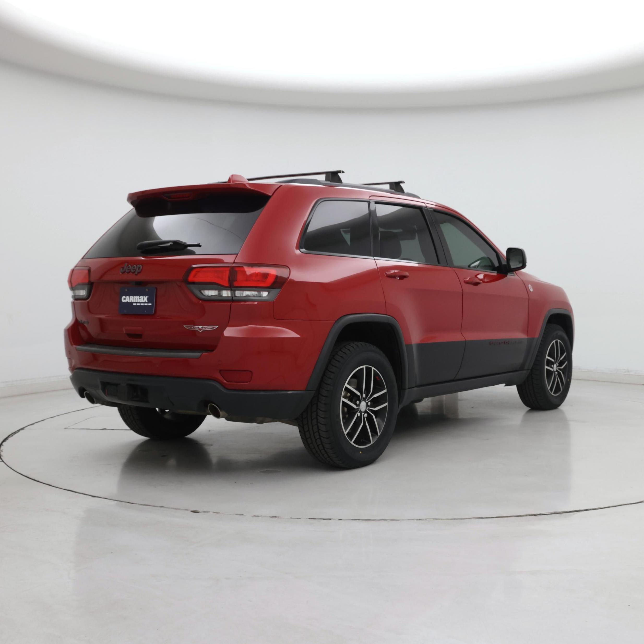 Thumbnail: 2017 Jeep Grand Cherokee - 8