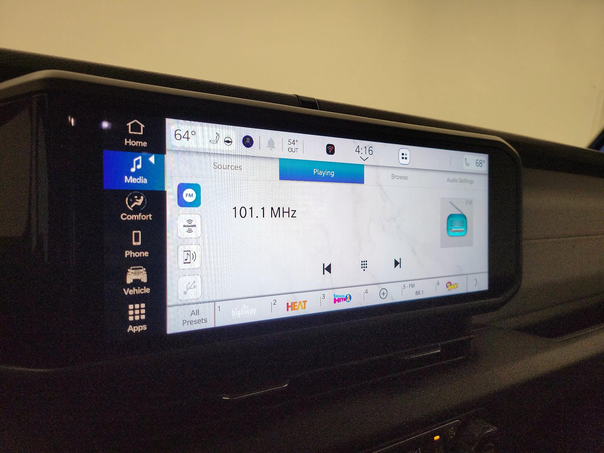 Thumbnail: 2024 Jeep Wrangler - 15