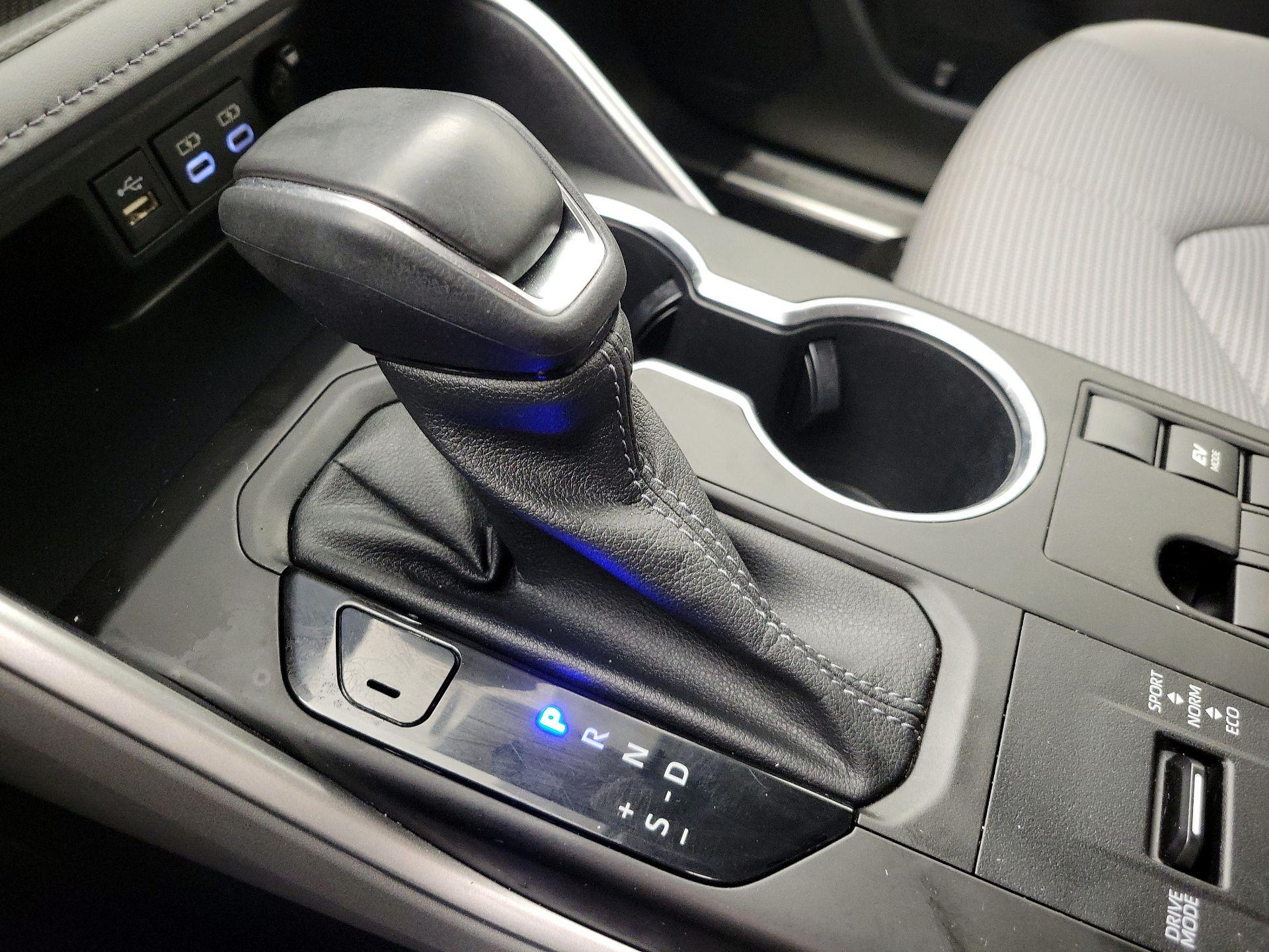 Thumbnail: 2023 Toyota Highlander - 17