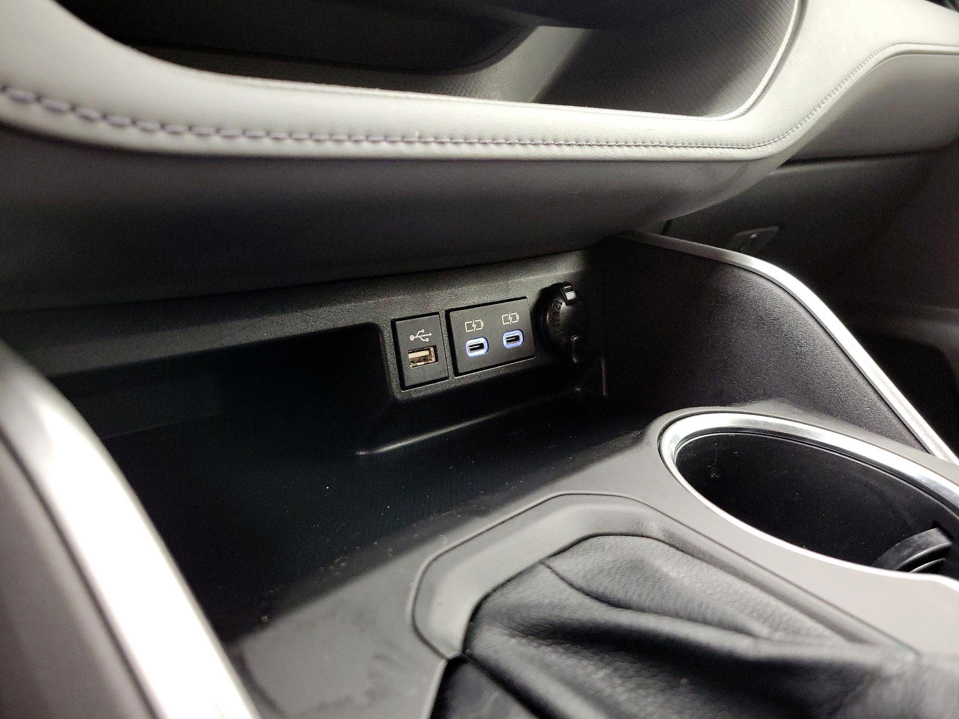 Thumbnail: 2023 Toyota Highlander - 18