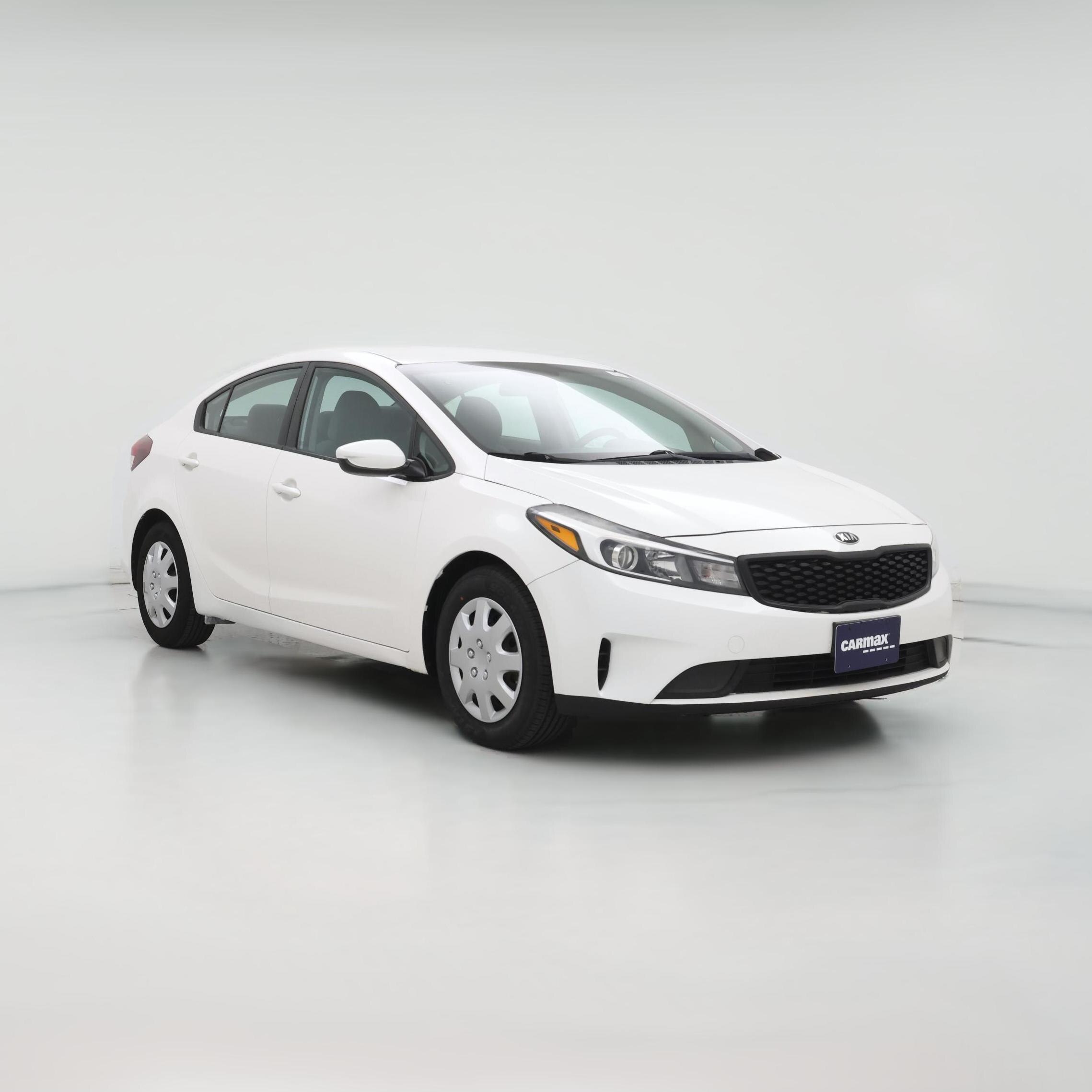 Thumbnail: 2017 Kia Forte - 1