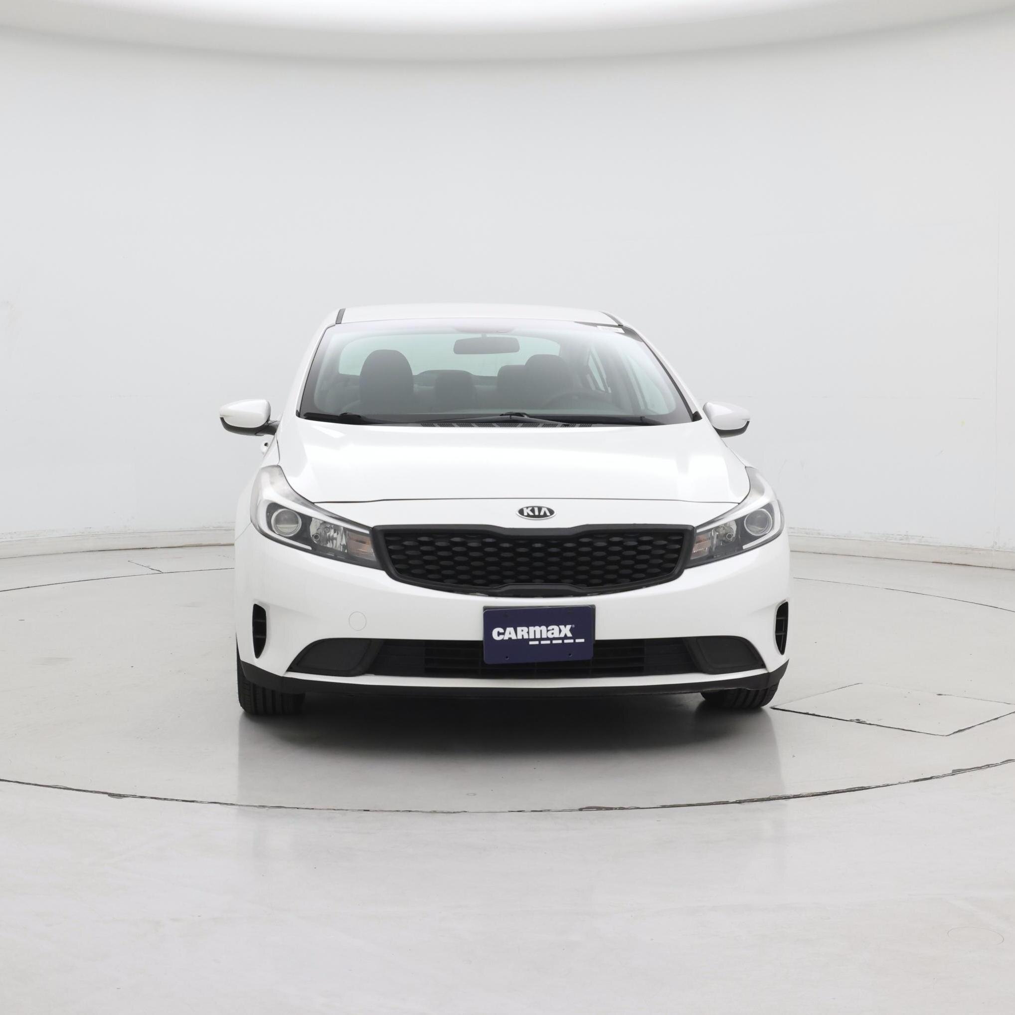 Thumbnail: 2017 Kia Forte - 5