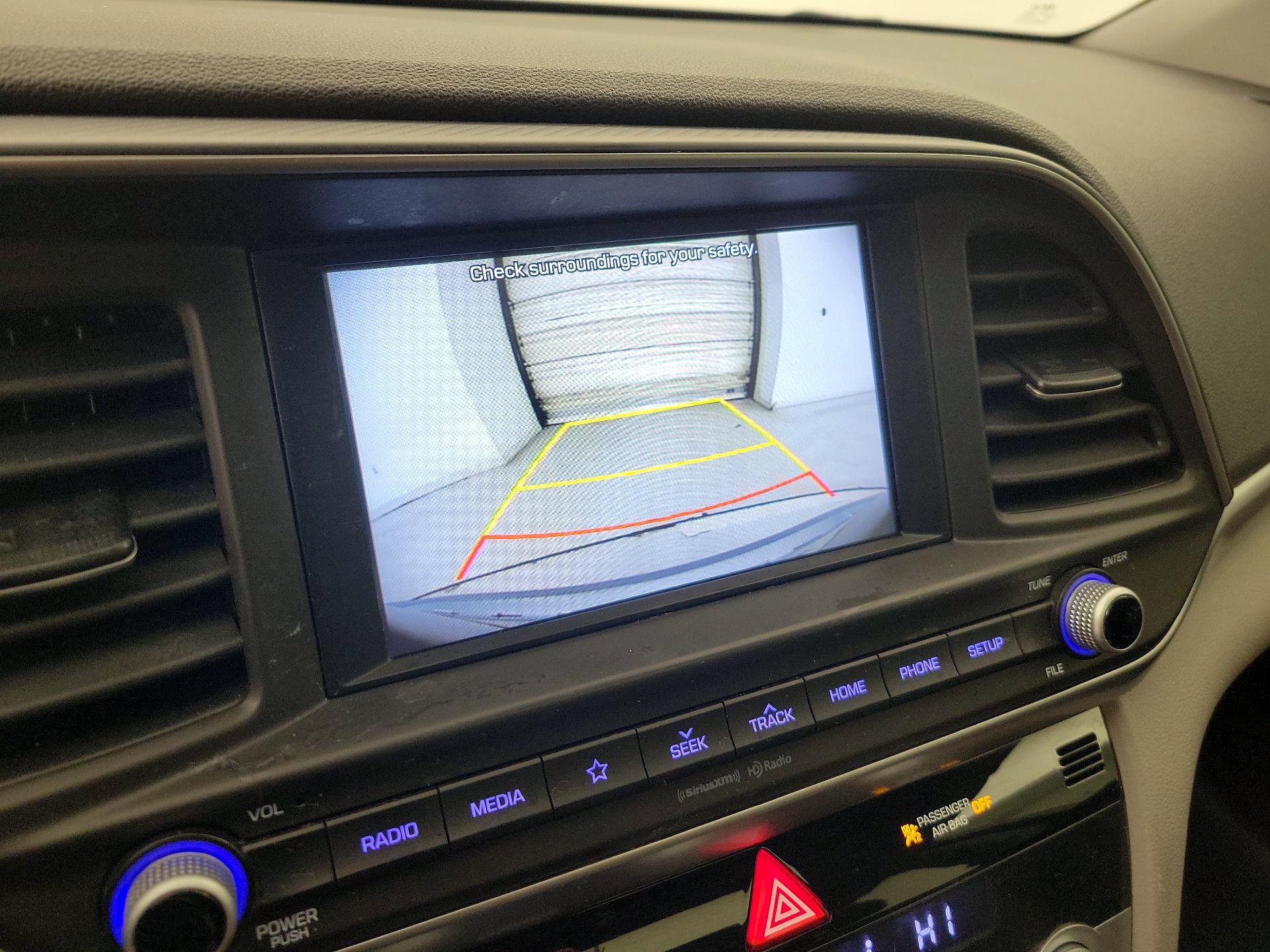 Thumbnail: 2020 Hyundai Elantra - 14